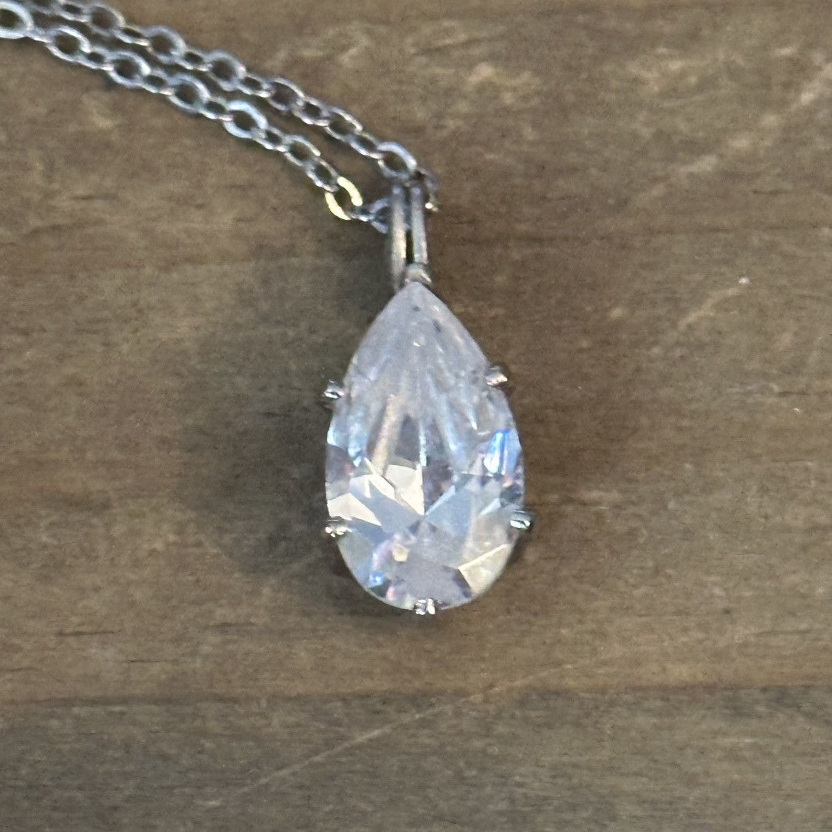 Vintage Vintage silver tone pear shaped CZ pendant necklace Size ONE SIZE - 4 Thumbnail
