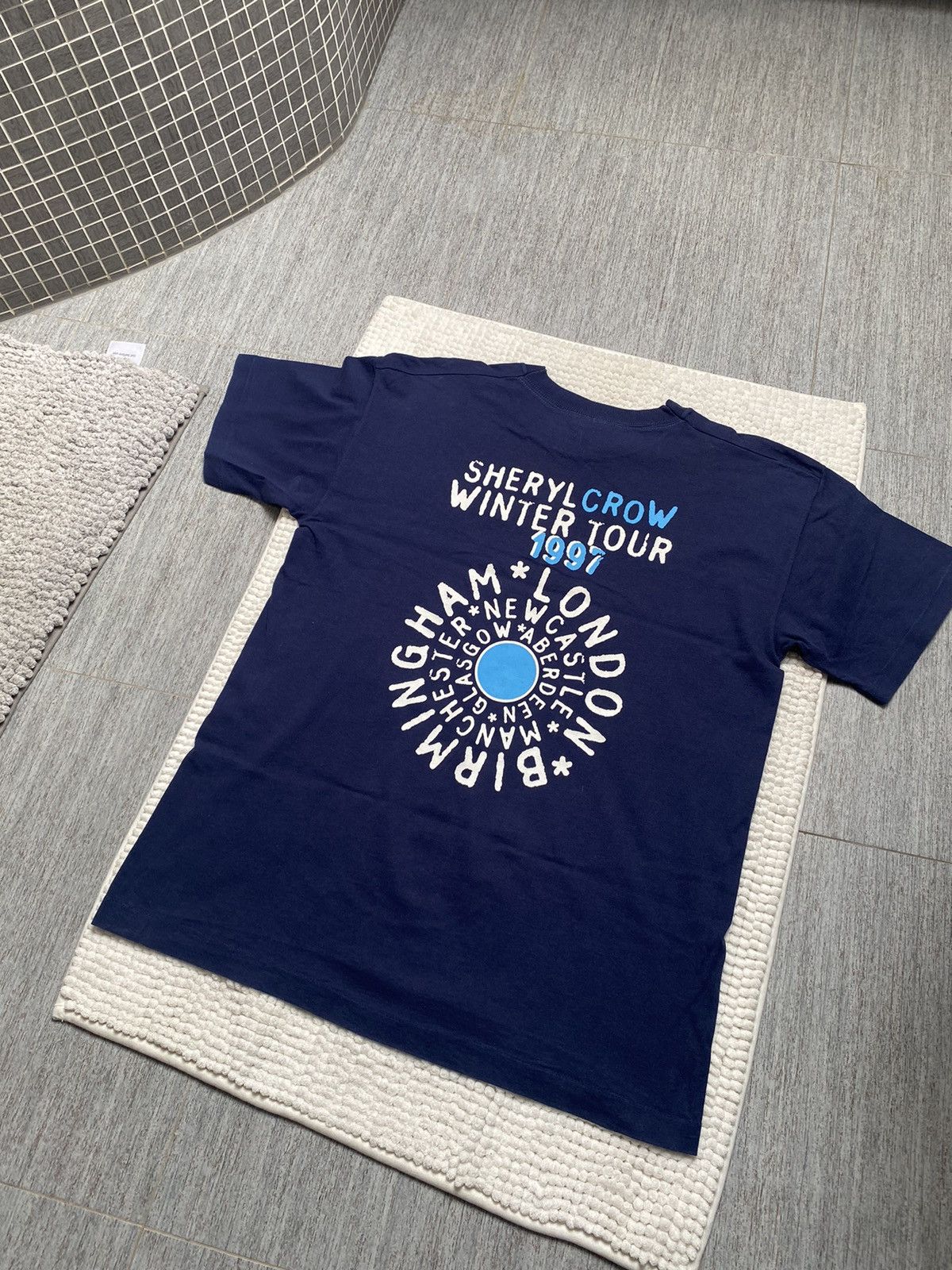 Band Tees × Vintage Sheryl Crow Winter Tour 1997 Vintage L Tee Promotion t-shirt Size US L / EU 52-54 / 3 - 13 Thumbnail