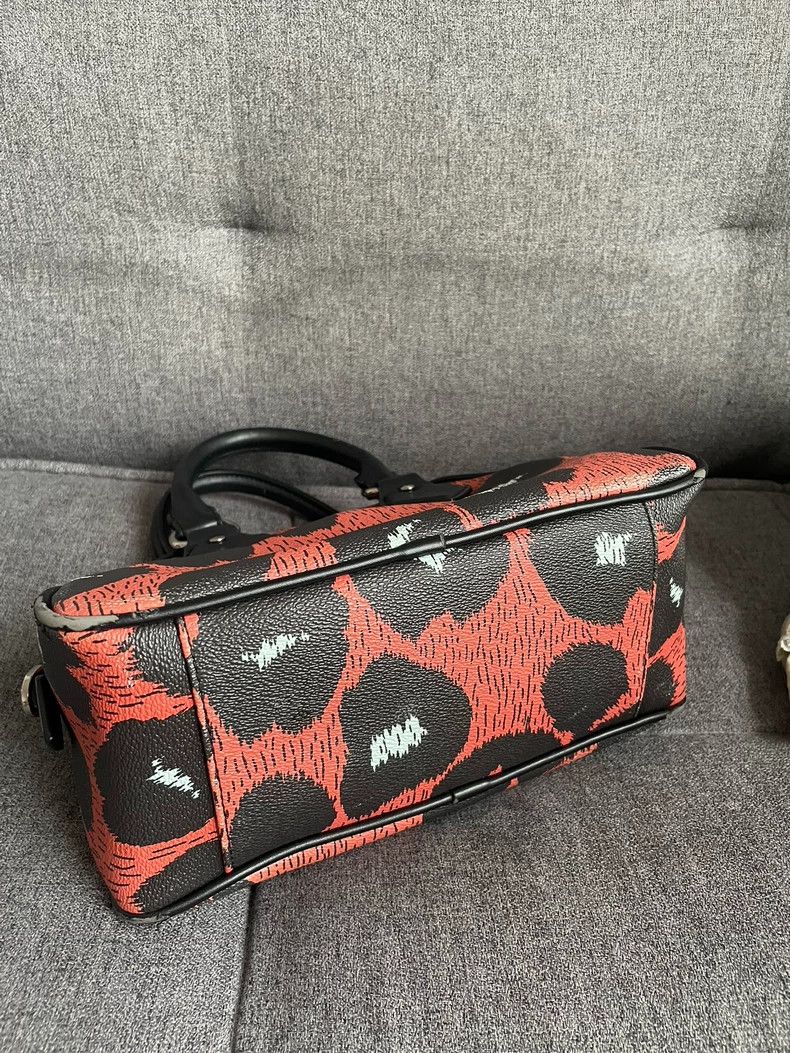 Vivienne Westwood Vivienne Westwood size os Queen Victoria's love tiger patte Size ONE SIZE - 4 Thumbnail