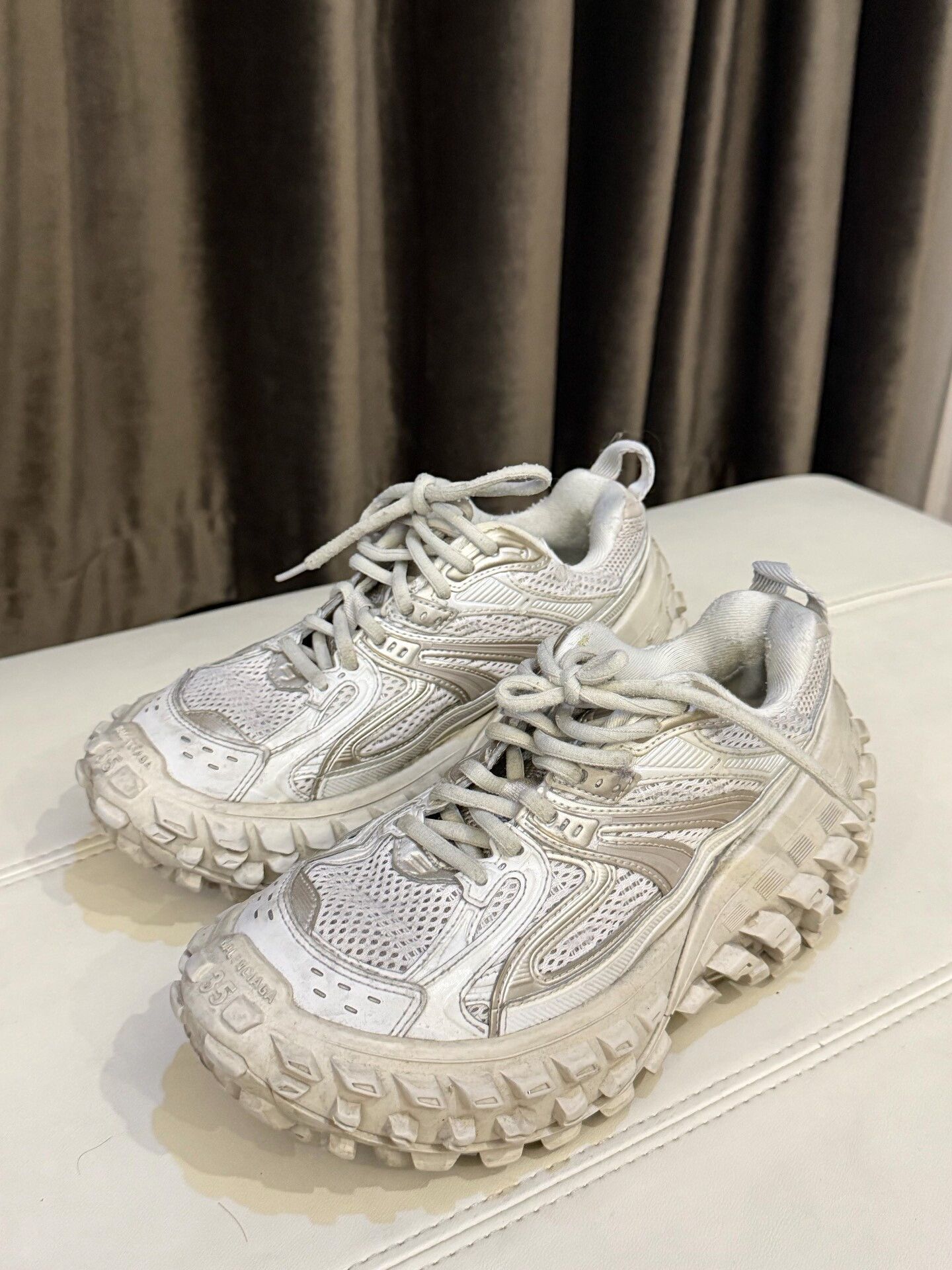 Balenciaga Balenciaga Defender Sneakers Size US 4 / IT 34 - 1 Thumbnail