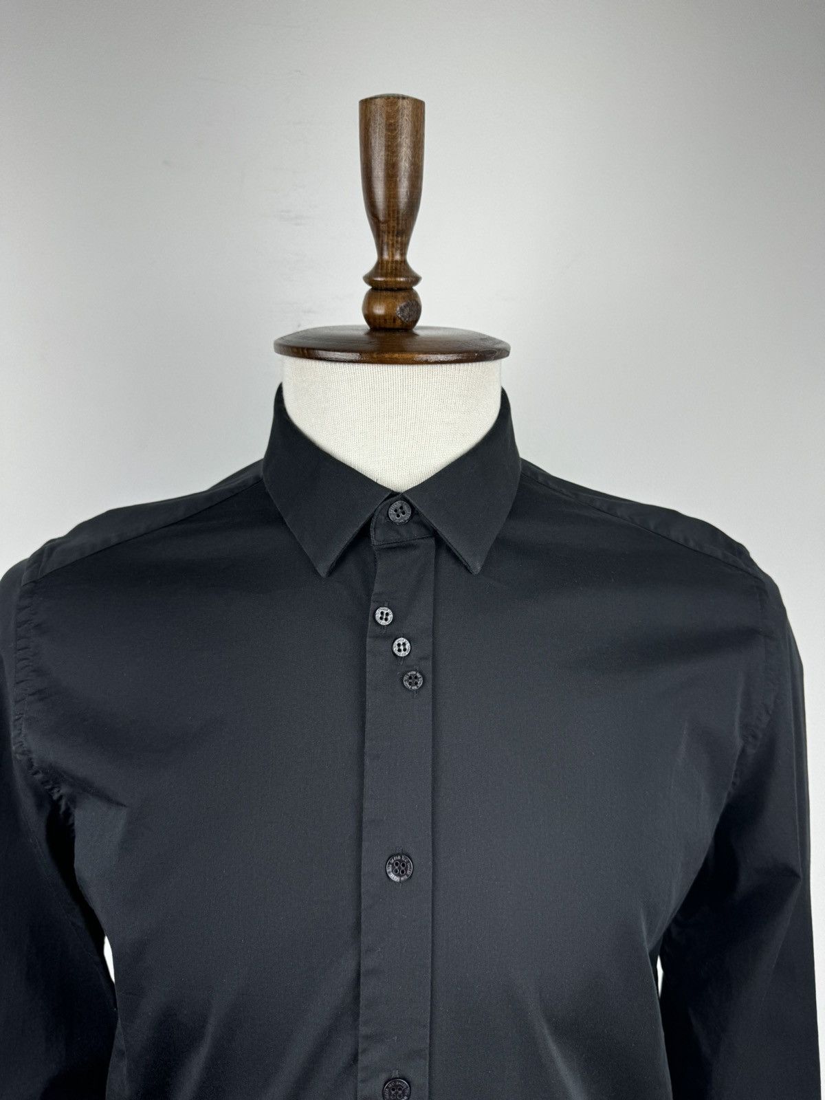 Ted Baker Ted Baker Black Long Sleeve Shirt Button Down Shirt size 4 Size US L / EU 52-54 / 3 - 2 Thumbnail