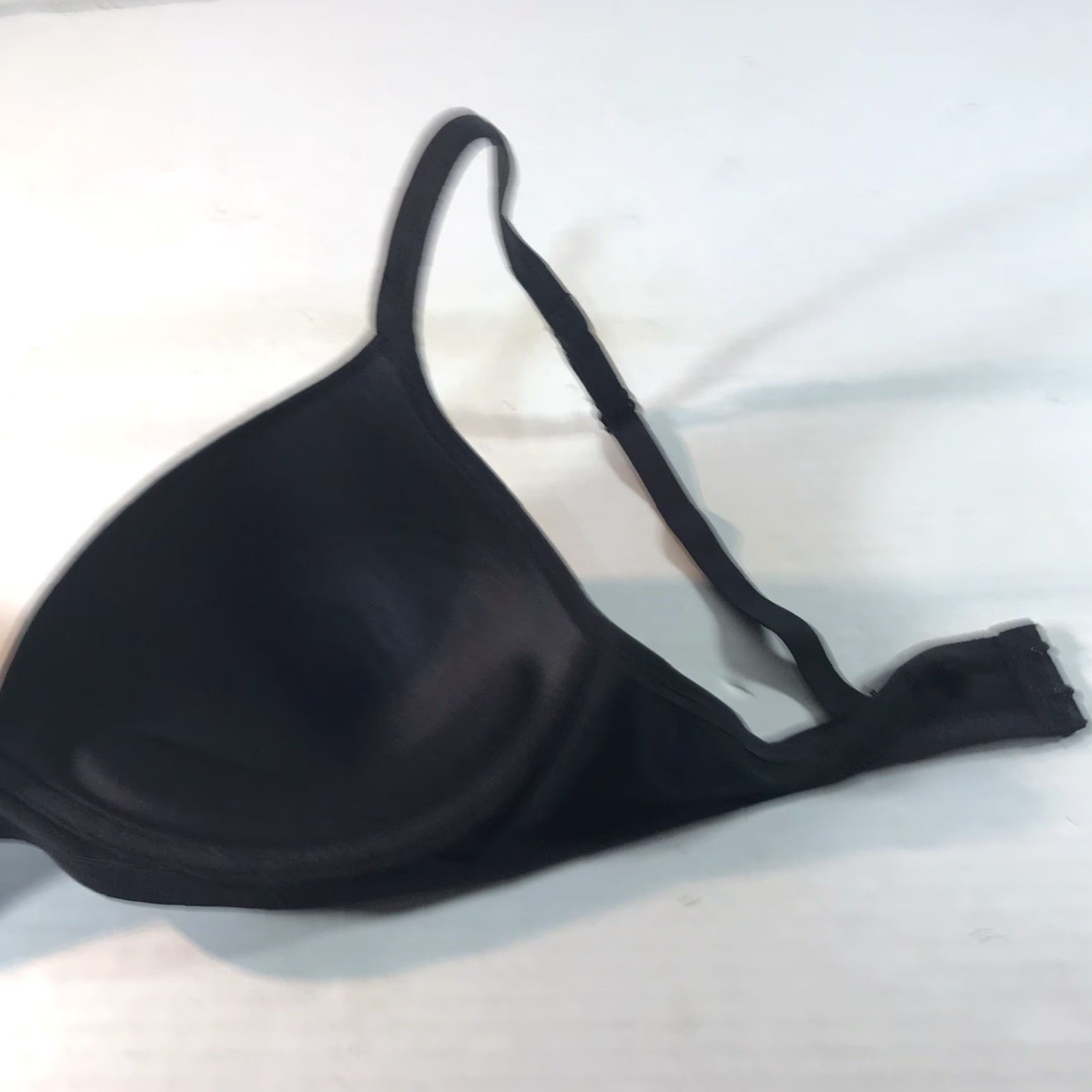 Vintage Warner's Women's Black Lightly Padded Wireless T-Shirt Bra Size 36B Size ONE SIZE - 4 Thumbnail