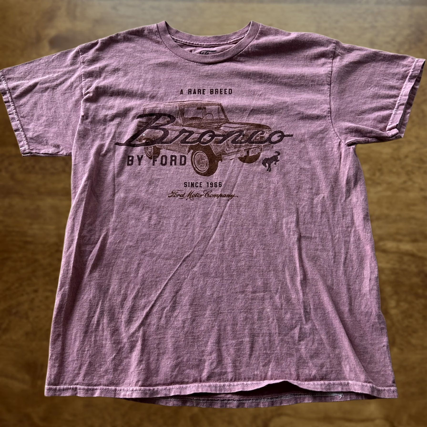 Ford Ford Bronco Shirt Mens Large Pink A Rare Breed Graphic Tee T-Shirt Since 1966 Size US L / EU 52-54 / 3 - 1 Thumbnail