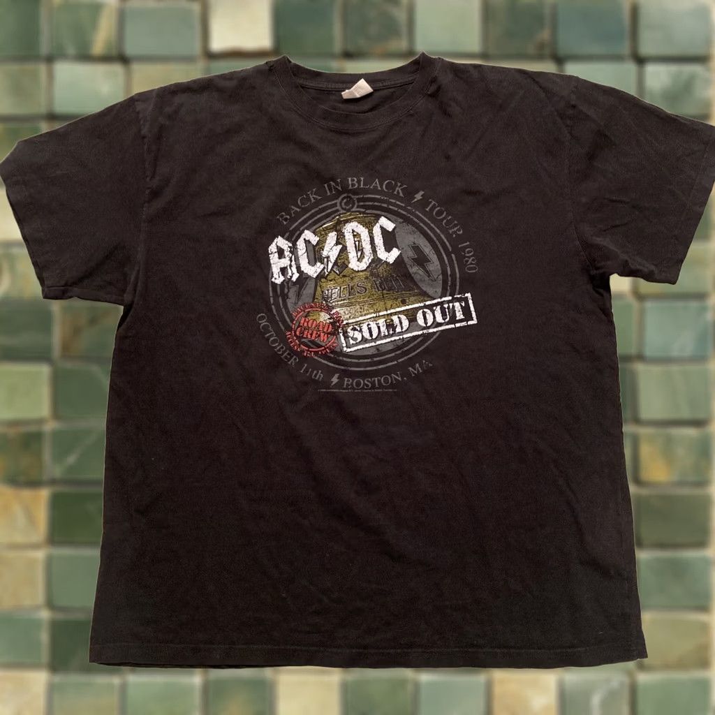 Vintage VINTAGE ACDC Back in Black 2006 Tour Shirt 2XL Mens Rock Music Merchandise Size US XXL / EU 58 / 5 - 1 Thumbnail