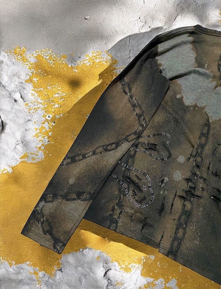 If Six Was Nine × Le Grande Bleu (L.G.B.) × Roen ROEN - DISTRESSED THRASED BLEACH GOTHIC SKULL LONG SLEEVE Size US M / EU 48-50 / 2 - 7 Thumbnail