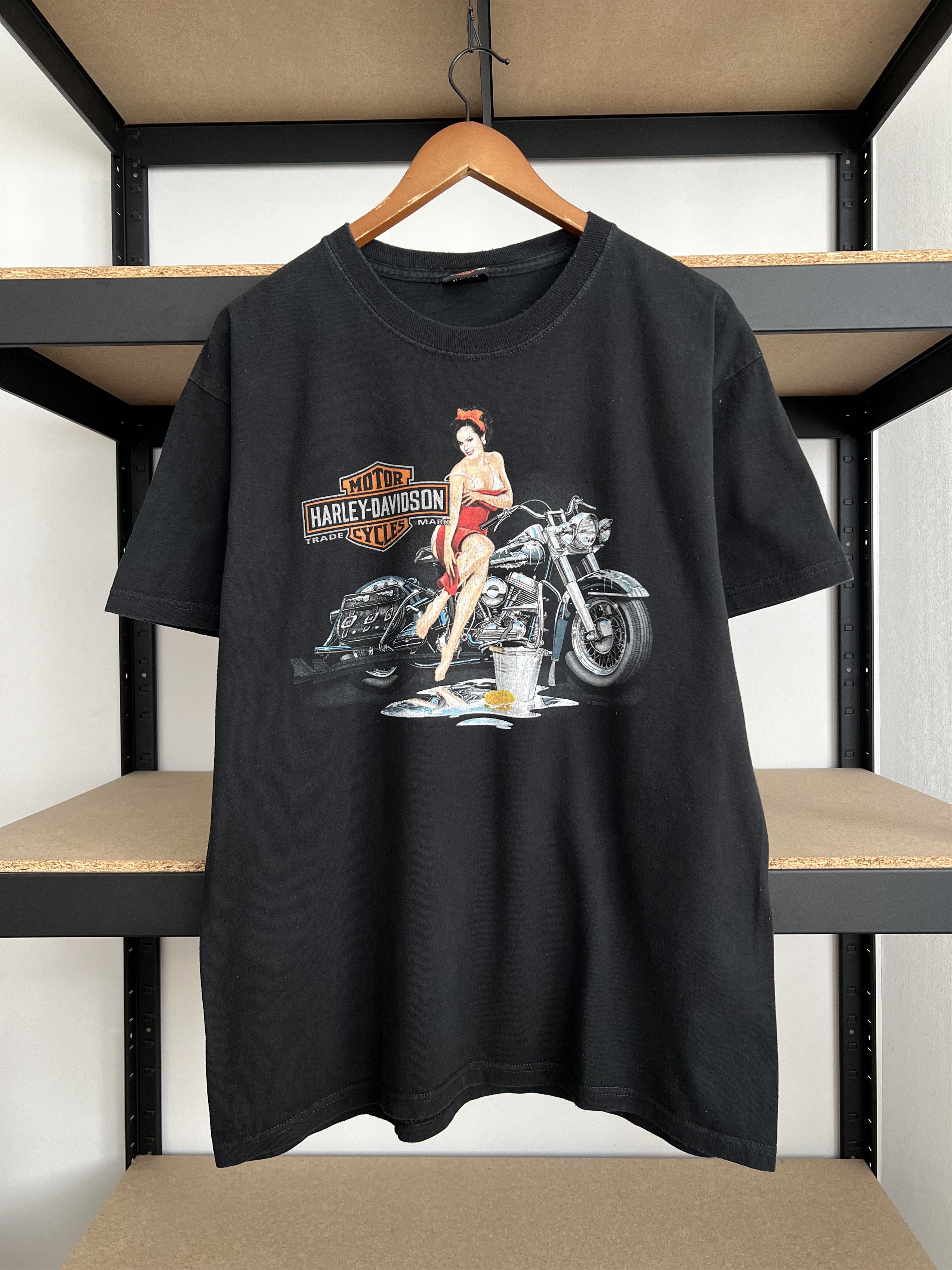 Harley Davidson Vintage 2014 Harley Davidson Sexy Girl Switzerland T-shirt Size US L / EU 52-54 / 3 - 3 Thumbnail