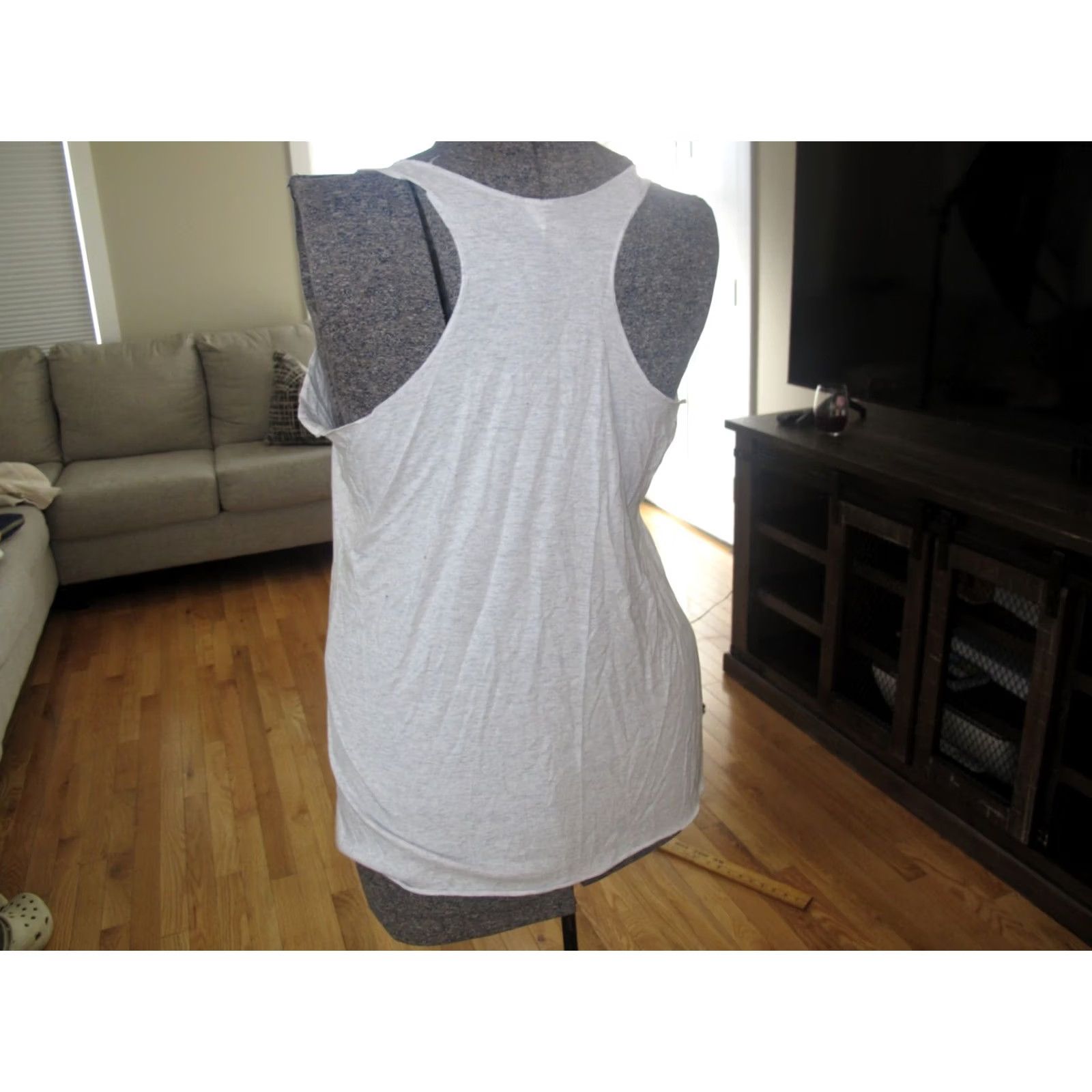 Next Level Next Level Tank Top Women L Gray Floral Bird Print Scoop Neck Sleeveless Racerback Casual Lightweight Regular Size L / US 10 / IT 46 - 4 Thumbnail