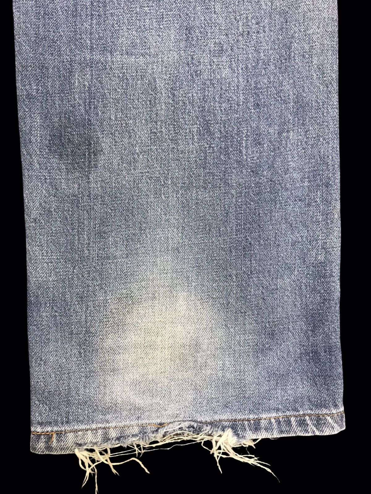 Levi's 💥THRASHED💥Vintage Levis 551ZXX BIG E LVC Thrshd Denim F182 Size US 33 - 15 Thumbnail
