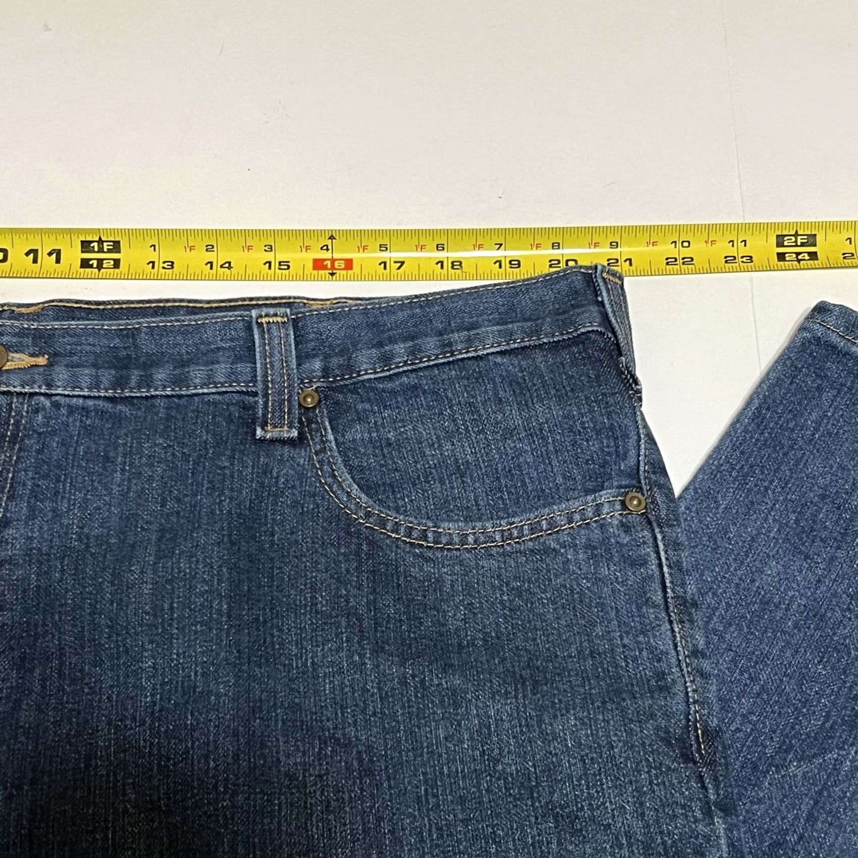 Carhartt Carhartt Jeans Denim Blue Traditional Fit Men’s 42x32 42x31 Inseam 31 Straight Regular Logo Pockets Workwear Classic VINTAGE-less? Size US 42 / EU 58 - 4 Thumbnail