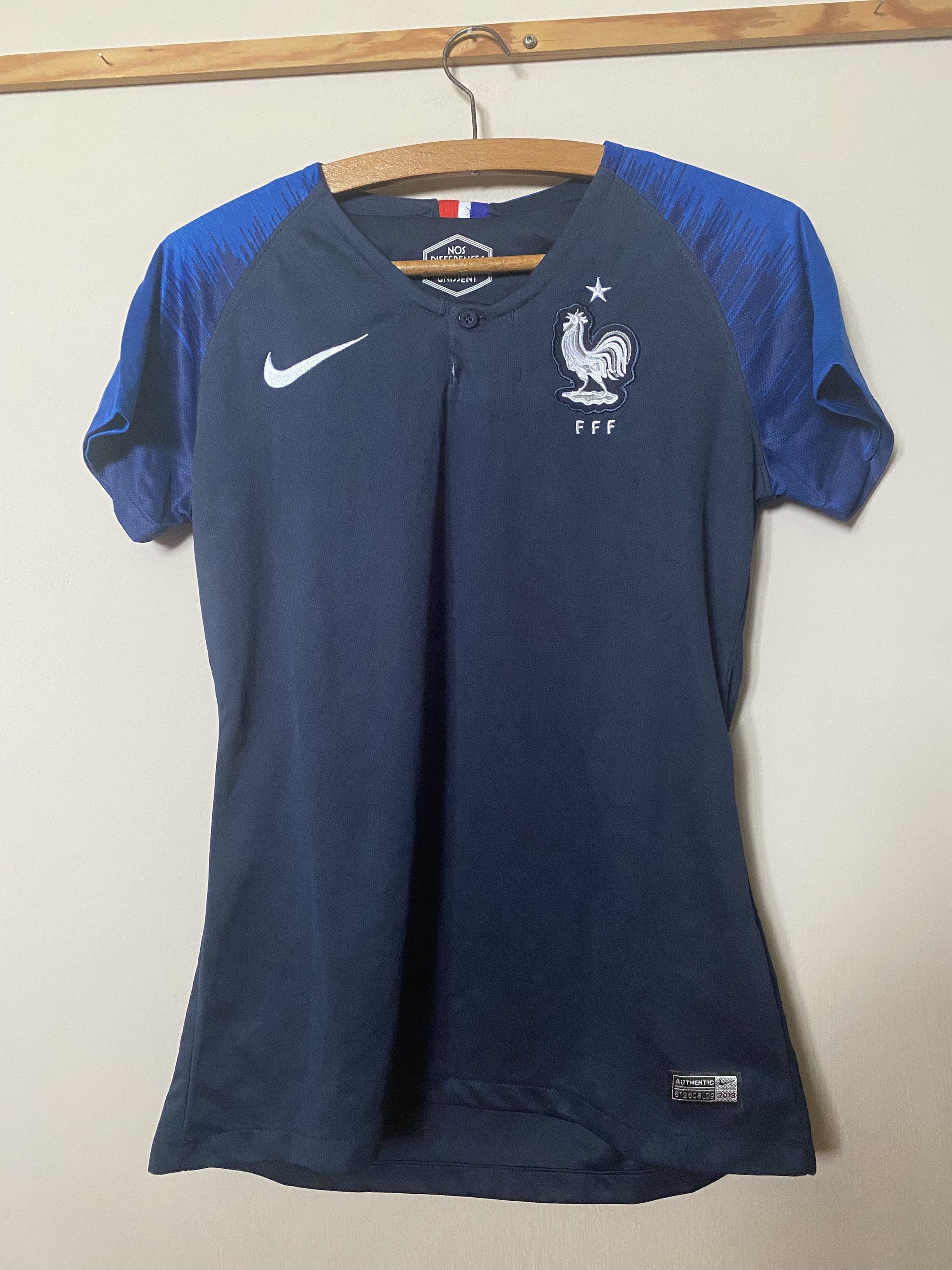 Nike Rare Jersey FRANCE 2018 - Nike - M - UNIQUE Size US M / EU 48-50 / 2 - 1 Thumbnail
