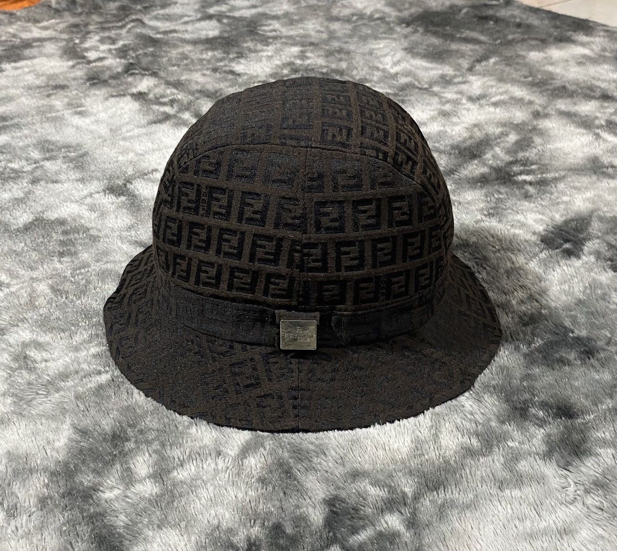 Fendi Fendi Size ONE SIZE - 1 Thumbnail