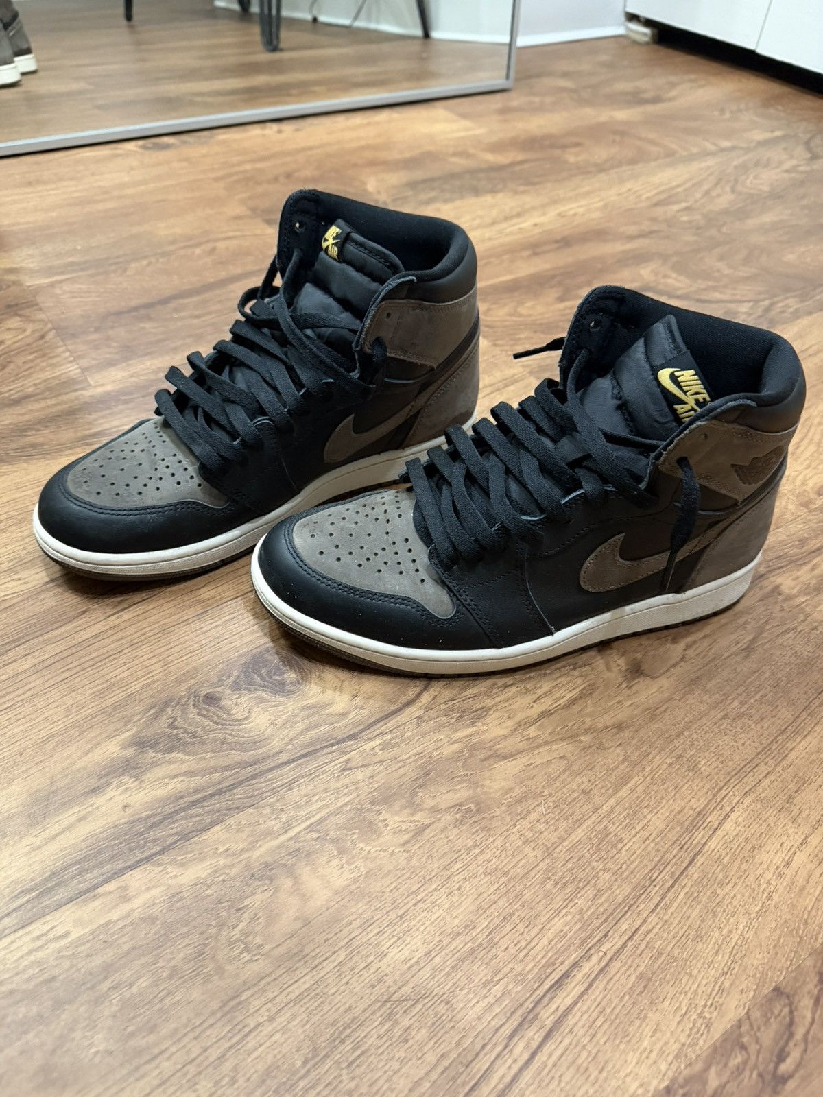 Jordan Brand Jordan 1 Palomino 9.5 Size US 9.5 / EU 42-43 - 3 Thumbnail