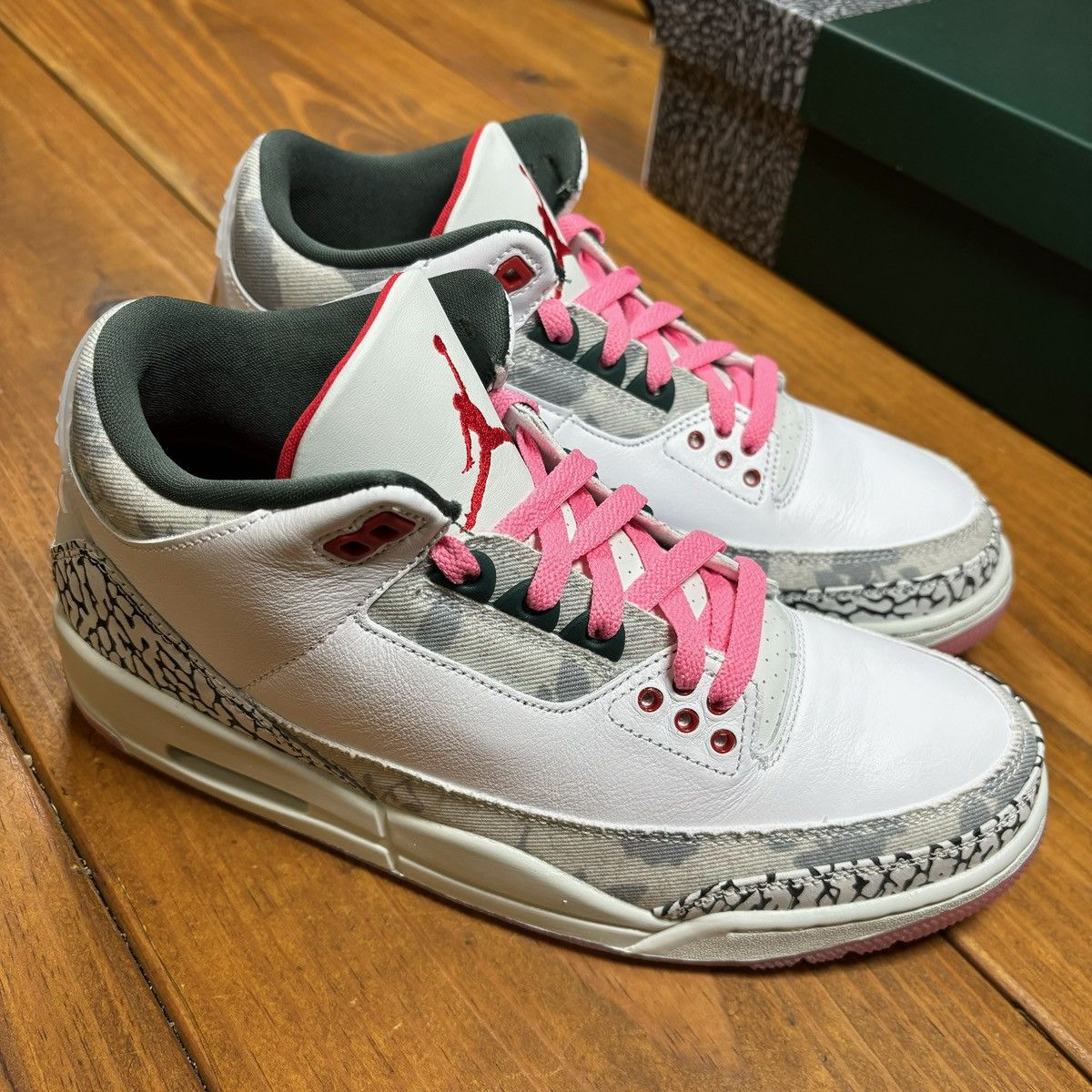 Jordan Brand Jordan 3 Retro ‘Wings’ Size US 8.5 / EU 41-42 - 7 Thumbnail