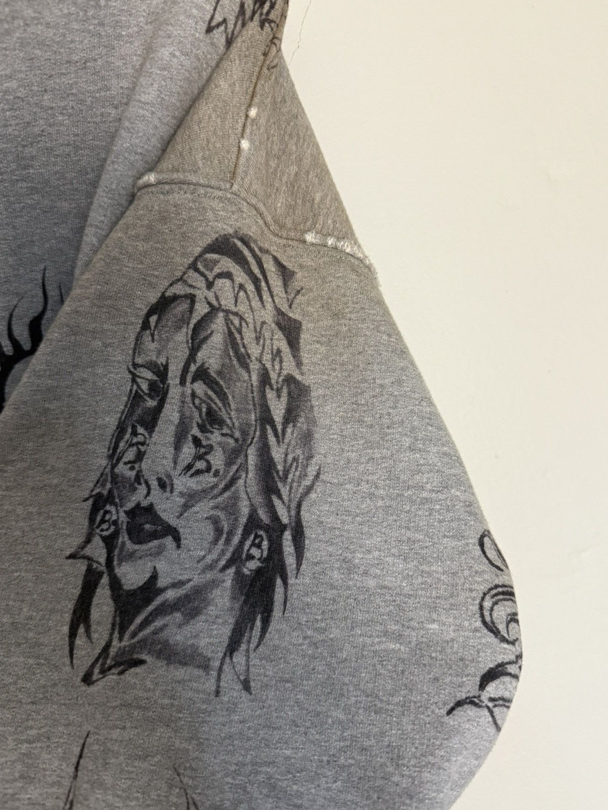 Balenciaga Balenciaga Tattoo Hoodie Size US M / EU 48-50 / 2 - 3 Thumbnail