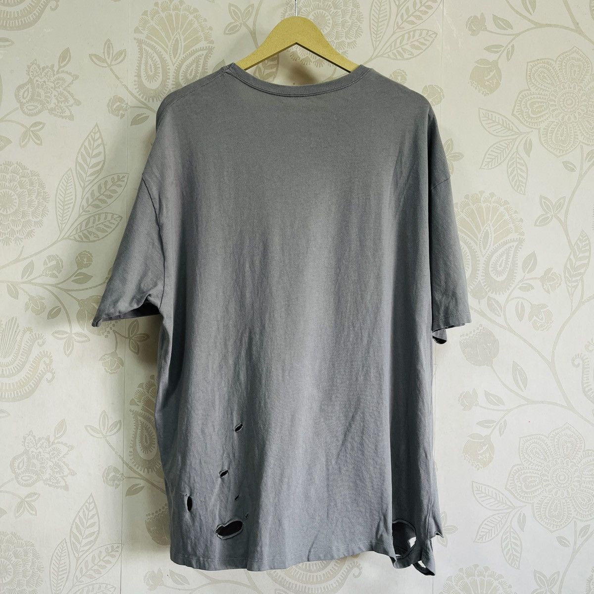 Massimo Dutti Distressed Inditex Beautiful Rebel Stones Fox Ripped TShirt Size US XL / EU 56 / 4 - 4 Thumbnail