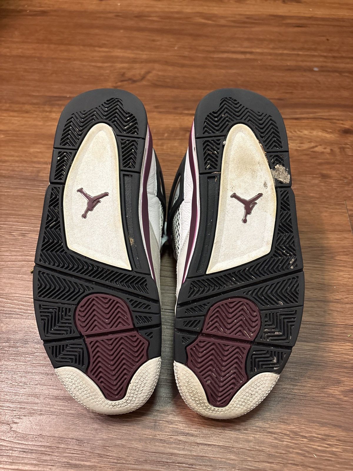 Jordan Brand PSG Jordan 4 Size US 10 / EU 43 - 4 Thumbnail