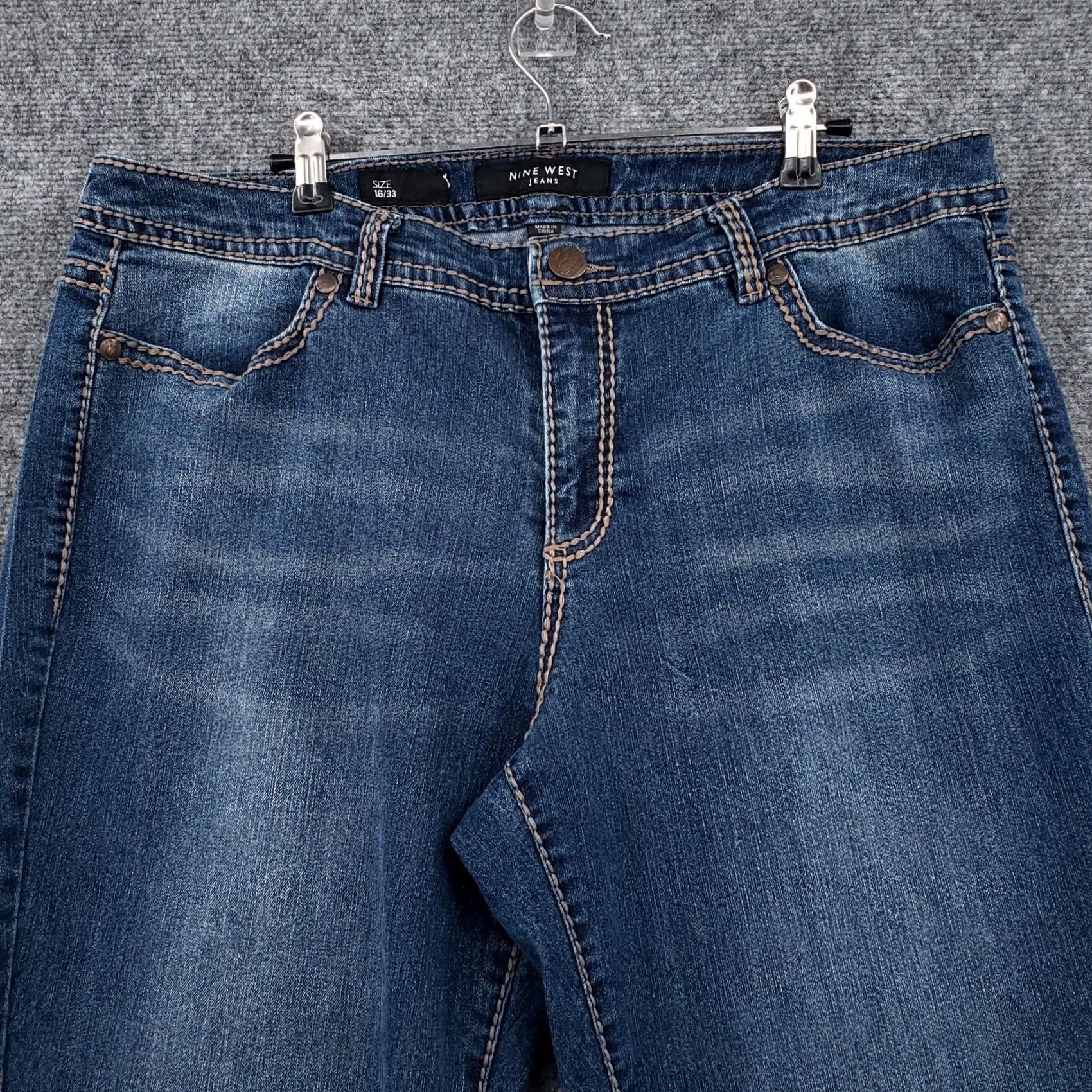 Nine West Nine West Womens Jeans 16/33 Mid-Rise Crop Rhinestone Pocket Medium Blue Denim Size 38" / US 16 / IT 52 - 7 Thumbnail