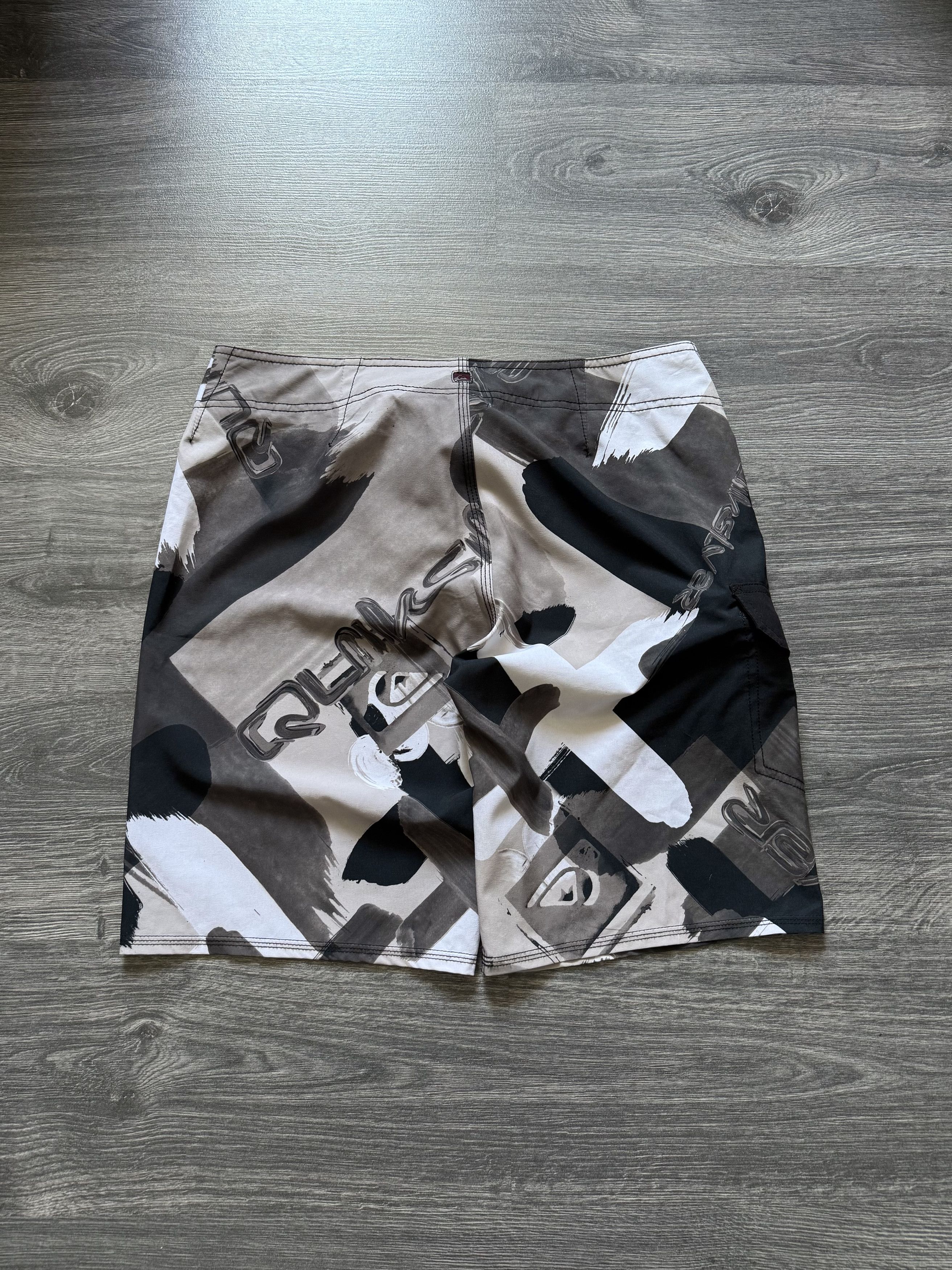 Quicksilver Vintage Quiksilver Board Cargo Shorts Size US 32 / EU 48 - 2 Thumbnail