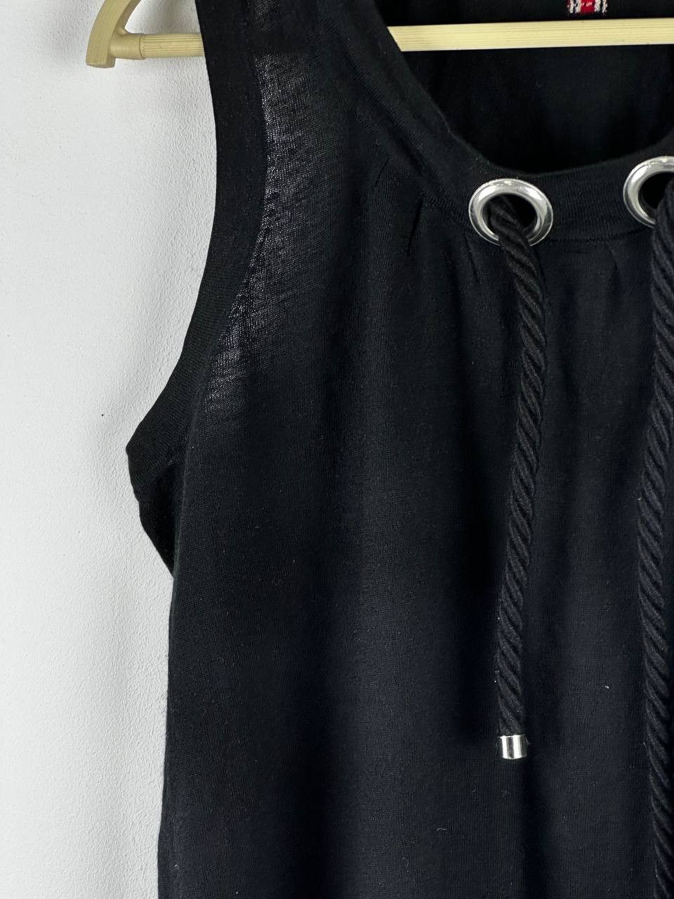 Burberry × Designer × Vintage Burberry Vintage Wool Tank Top Opium Black Size M / US 6-8 / IT 42-44 - 6 Thumbnail
