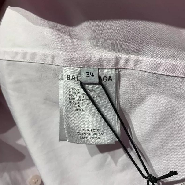 Balenciaga Balenciaga size 34 White shirt with logo on back shirt 250 Size US M / EU 48-50 / 2 - 6 Thumbnail