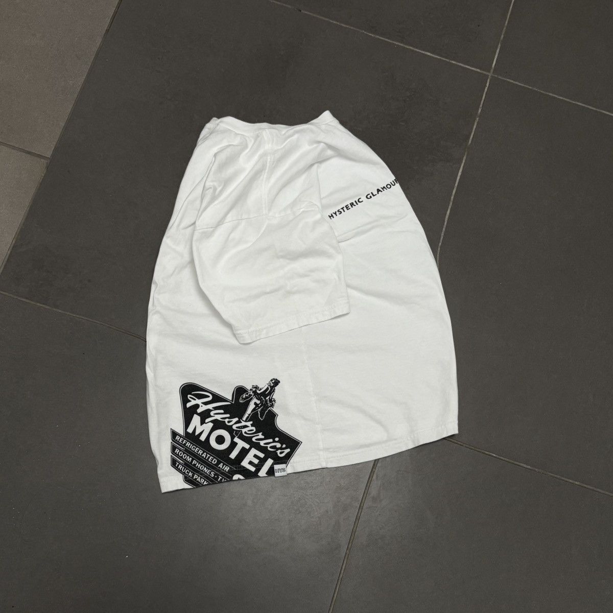 Hysteric Glamour 00s Vintage Hysteric Glamour Retro Big Logo Oversized Tee Size US M / EU 48-50 / 2 - 2 Thumbnail