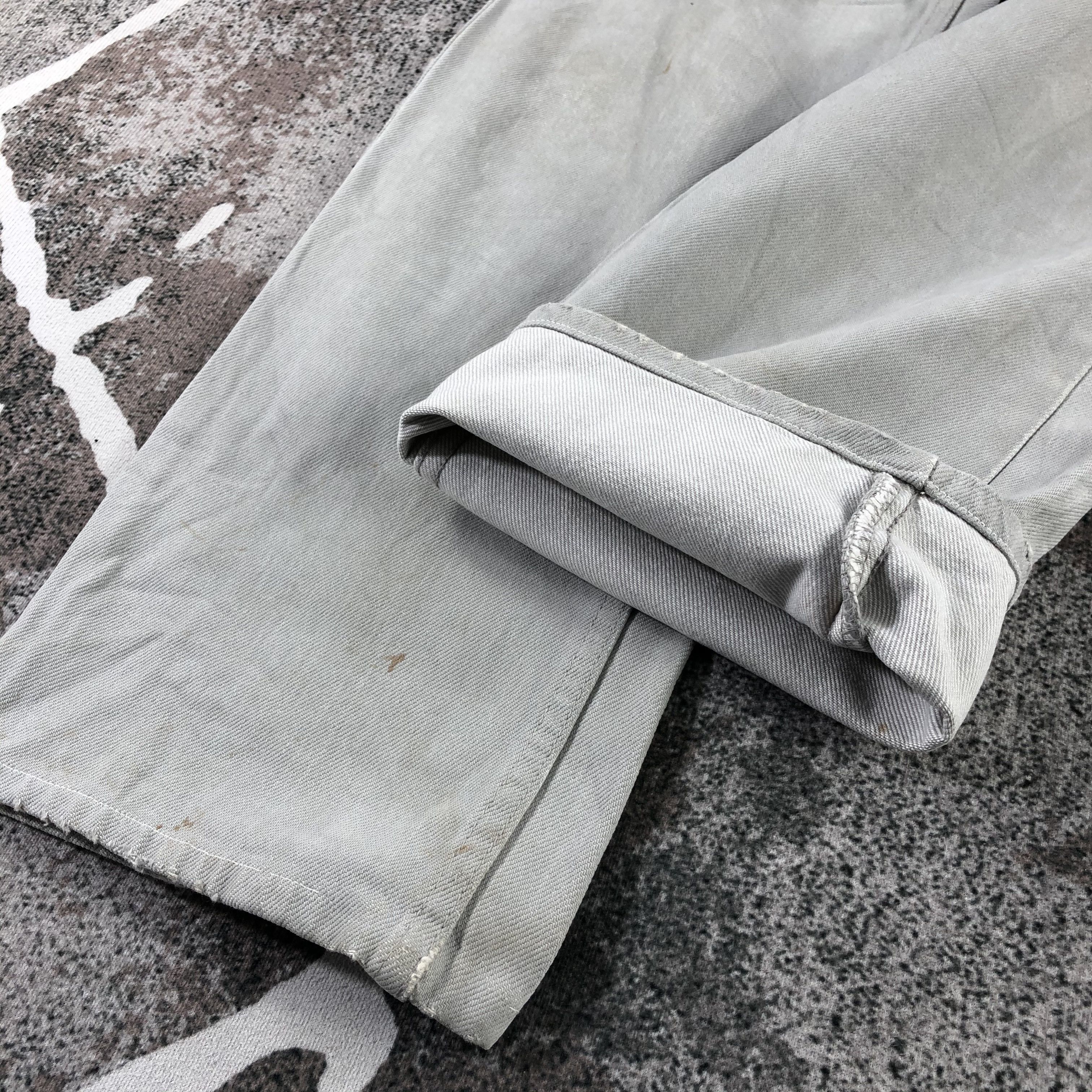 Levi's Vintage Levis 509 Jeans Faded Grey Denim KJ1271 Size US 28 / EU 44 - 7 Thumbnail