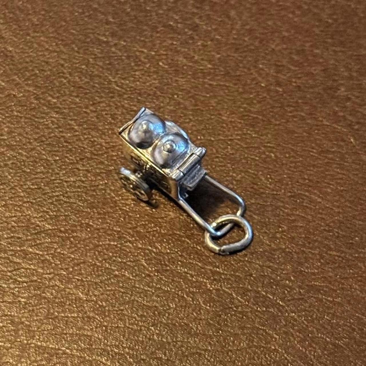 Designer Vintage Sterling Silver Ice Cream Cart Pendant/Charm Size ONE SIZE - 3 Thumbnail