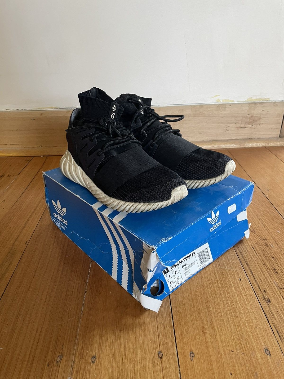 Adidas Adidas Tubular Doom Primeknit Core Black Size US 9 / EU 42 - 1 Thumbnail