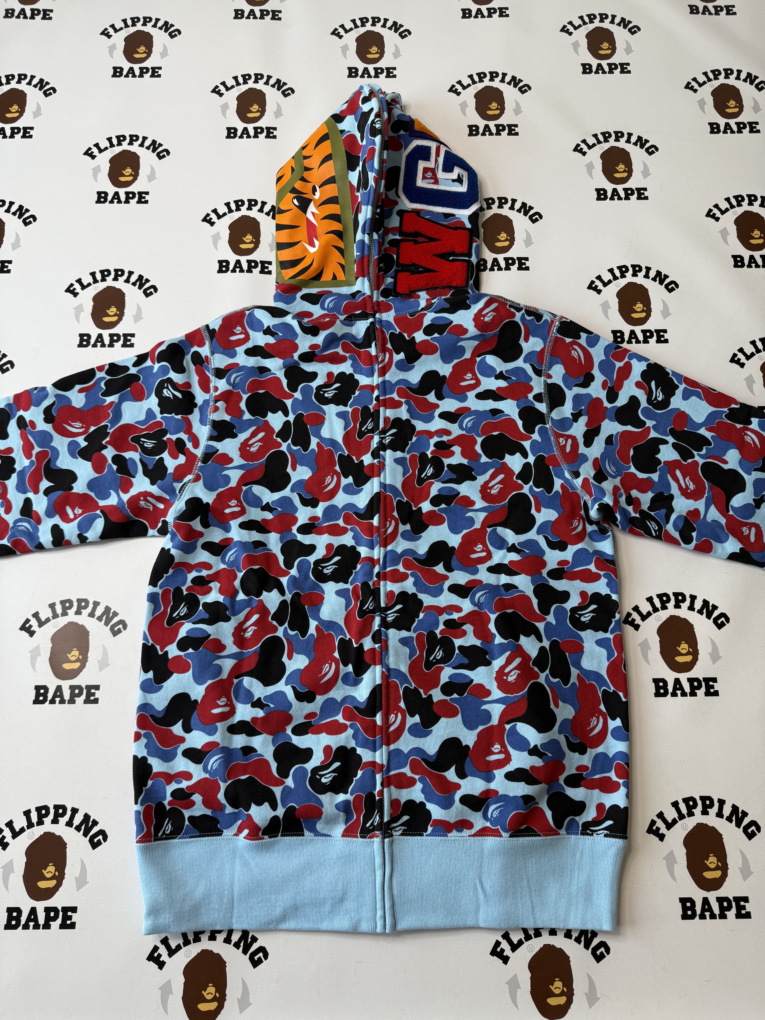 Bape BAPE CHICAGO SHARK FULL ZIP HOODIE Size US S / EU 44-46 / 1 - 8 Thumbnail