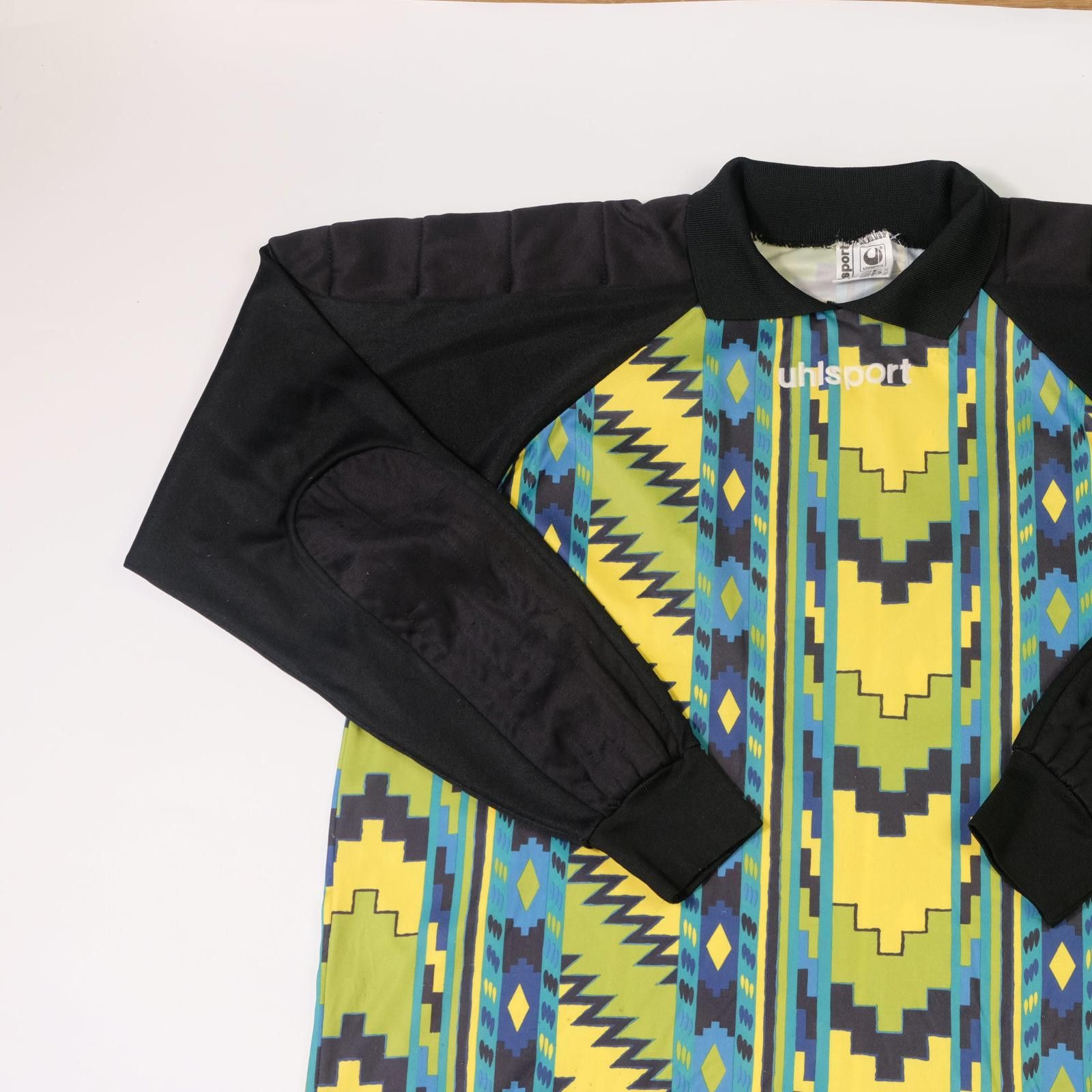 Designer 1990s Uhlsport Goalkeeper Template Shirt (XL) Size US XL / EU 56 / 4 - 3 Thumbnail