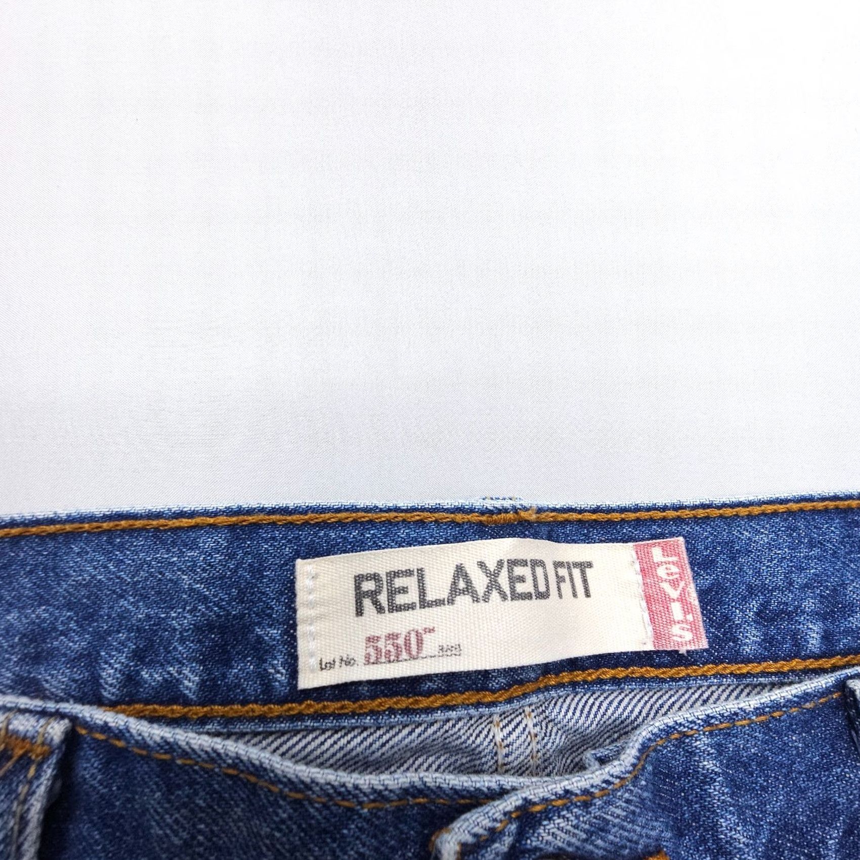 Levi's VINTAGE Levi's 550 Relaxed Fit Jeans Mens 36 x 30 Denim Blue 90s American Fashion Mens Levi's 550 Jeans Size US 36 / EU 52 - 4 Thumbnail