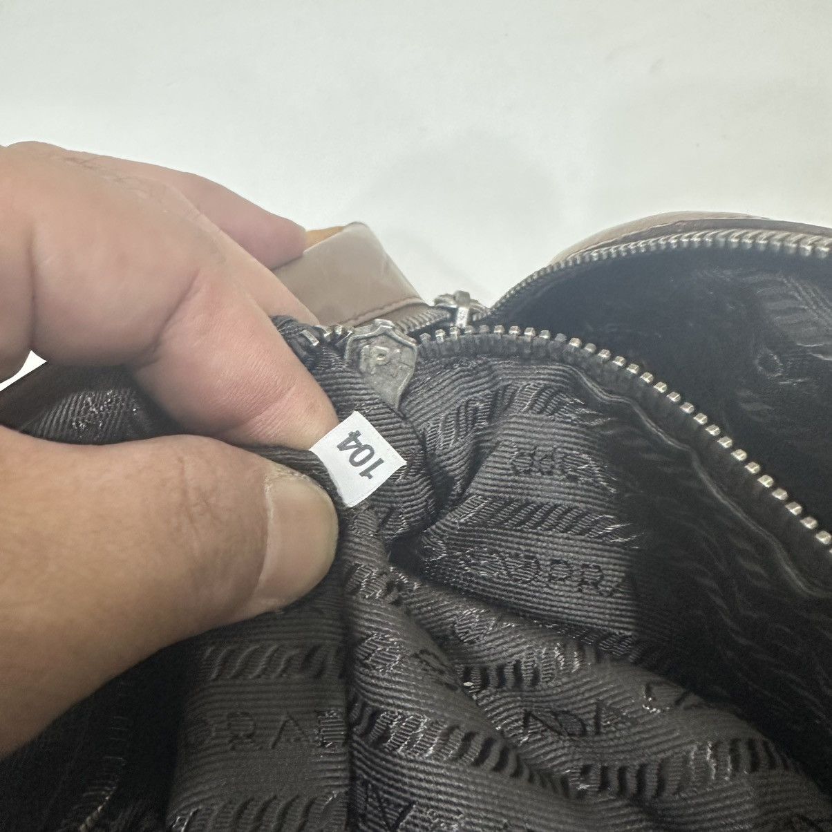 Prada ‼️LASTDROP‼️ AUTHENTIC PRADA SS 2000 LEATHER BOWLING BAG Size ONE SIZE - 12 Thumbnail