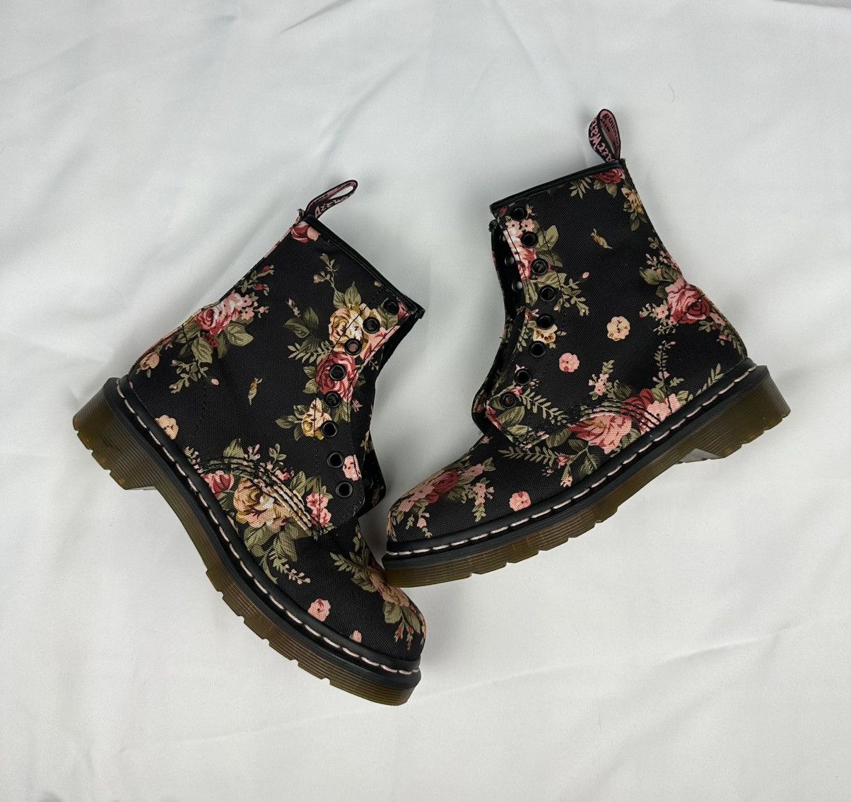 Dr. Martens Dr. Martens 1461 Rose Antique Floral Black Boot Womens 5 Size US 5 / IT 35 - 2 Thumbnail