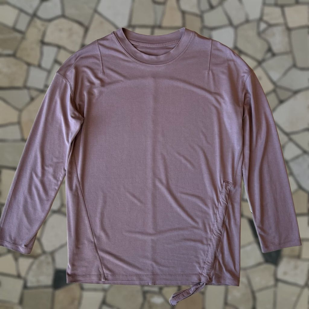 Lululemon Lululemon Shirt Women’s 4 Side Cinch Crewneck Long Sleeve Size S / US 4 / IT 40 - 1 Thumbnail
