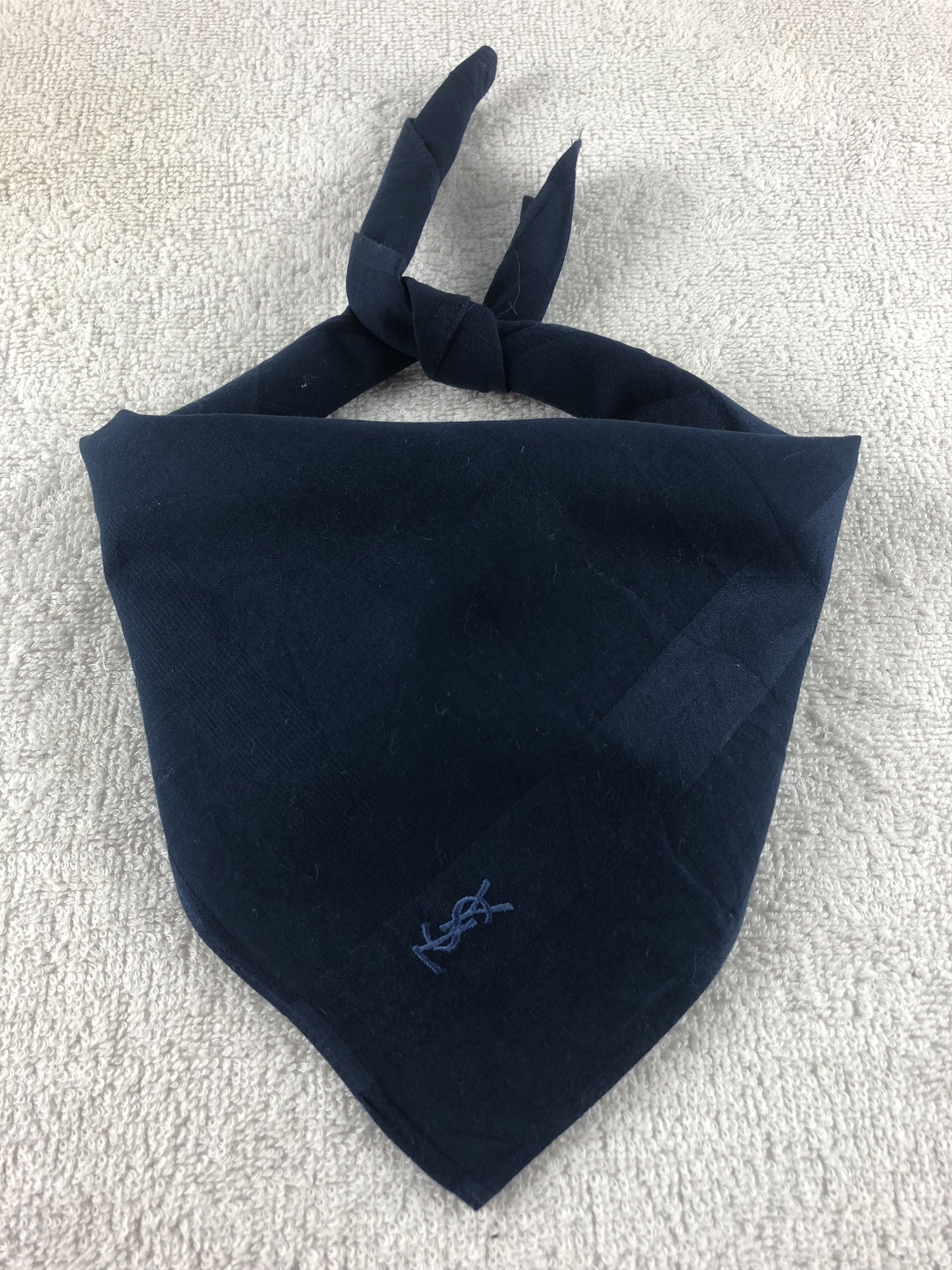 Yves Saint Laurent Yves Saint Laurent Handkerchief / Bandana / Neckerchief Size ONE SIZE - 1 Thumbnail