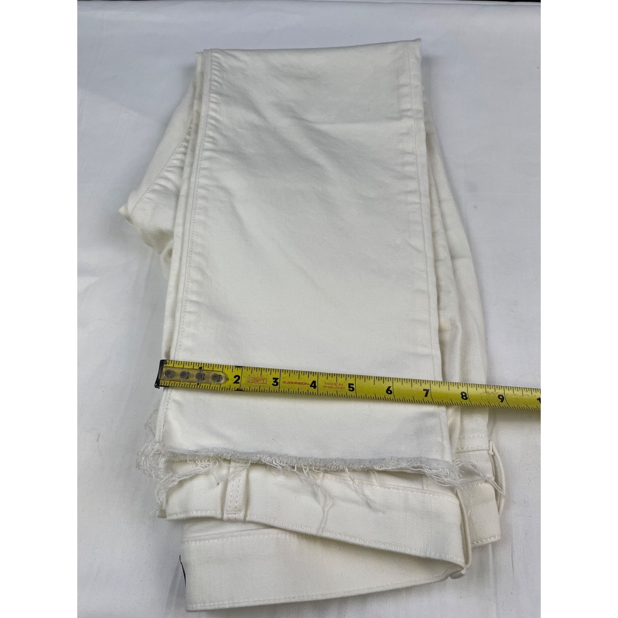 Banana Republic Banana Republic White Girlfriend Jeans Cropped Size 27 SKU 4 Size 27" / US 4 / IT 40 - 7 Thumbnail