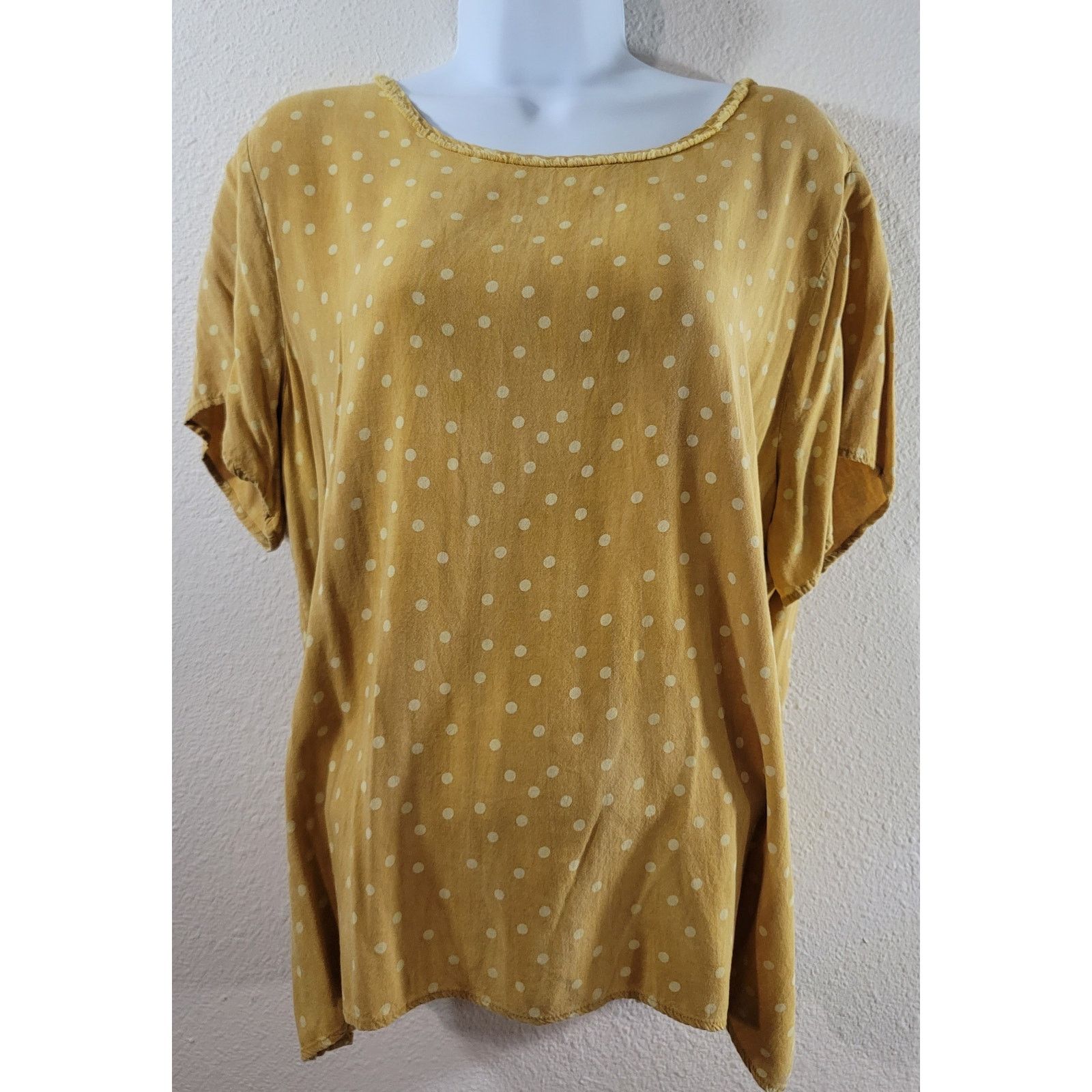 Other Christopher & Banks Gold Yellow Polka Dot Frayed Neck Top XL Size XL / US 12-14 / IT 48-50 - 1 Thumbnail