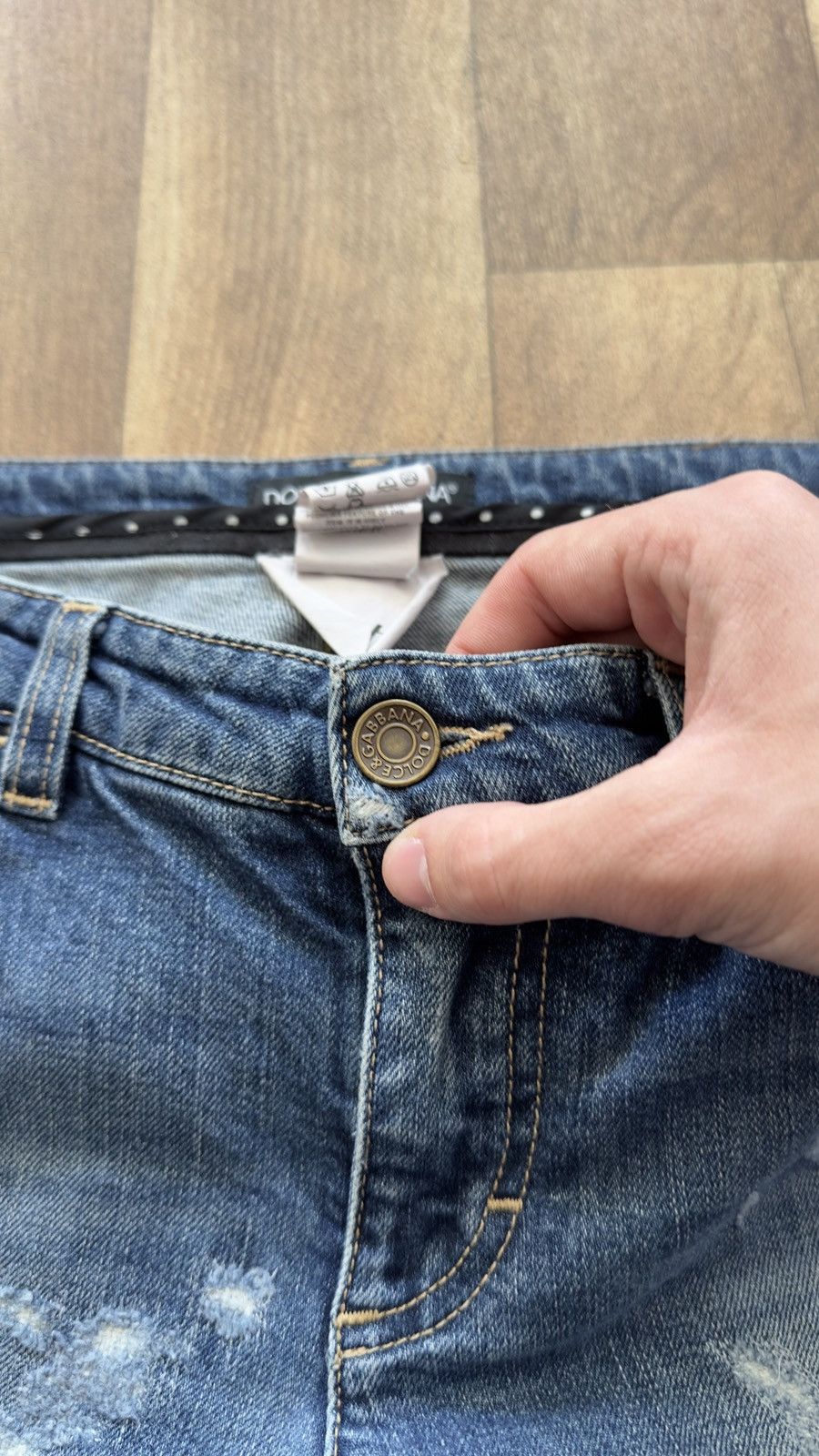 Dolce & Gabbana Dolce & Gabbana Y2K Archive Distressed Wash Denim Jeans Size 28" / US 6 / IT 42 - 4 Thumbnail