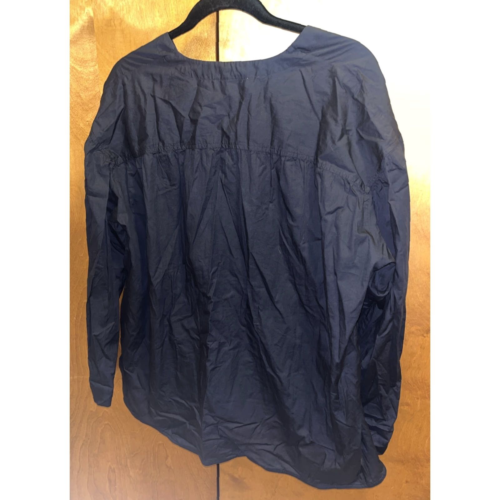 Cos COS Black Oversized V-Neck Blouse XS - Long Sleeve, Button Down, Relaxed Fit, Designer Style, Womens Size XS / US 0-2 / IT 36-38 - 4 Thumbnail