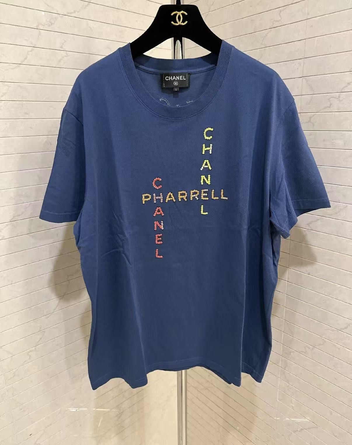 Chanel CHANEL Pharrell Williams Limited Edition Embellished T-Shirt Size US L / EU 52-54 / 3 - 1 Thumbnail
