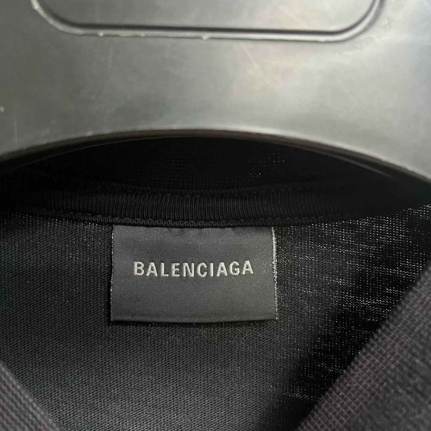 Balenciaga balenciaga black heart graphic short sleeve t-shirt Size US S / EU 44-46 / 1 - 2 Thumbnail