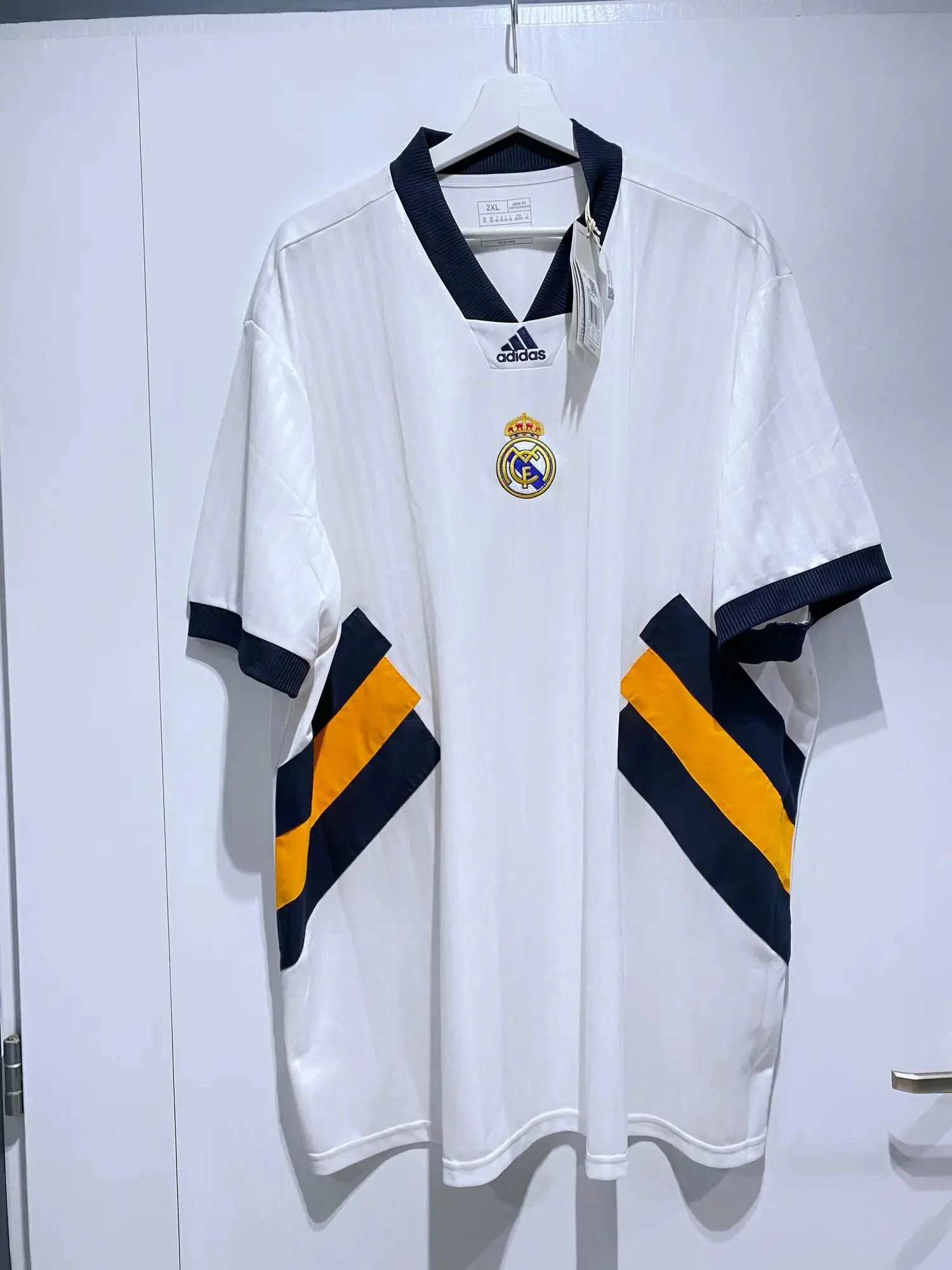 Image of Fc Soccer Real Icon Jersey Adidas Fotbll New in White, Men's (Size 2XL)