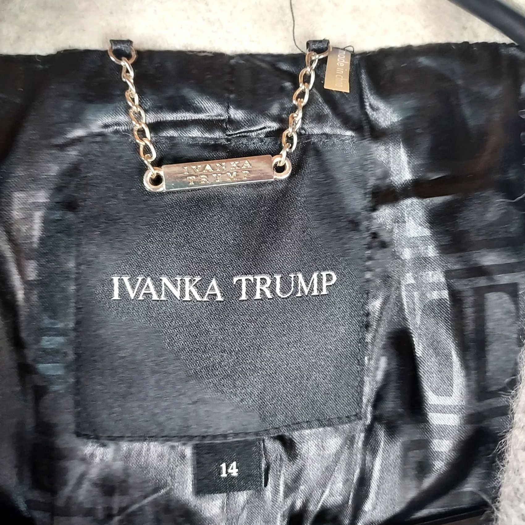 Vintage Ivanka Trump Coat Women Wool Blend Black Cream Plaid Zip Front Lined 14 Wool Size XL / US 12-14 / IT 48-50 - 4 Thumbnail