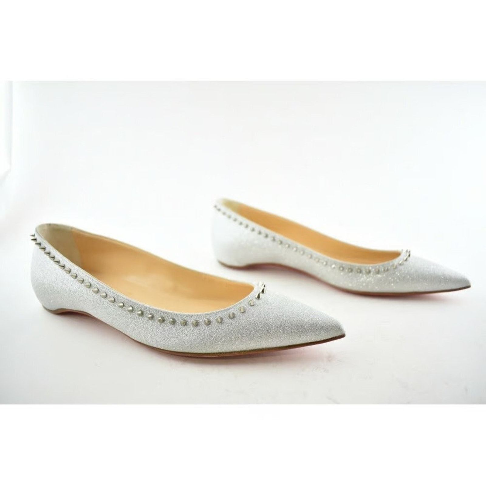 Christian Louboutin Christian Louboutin Anjalina Flat Silver Glitter Pointed Size US 7.5 / IT 37.5 - 6 Thumbnail