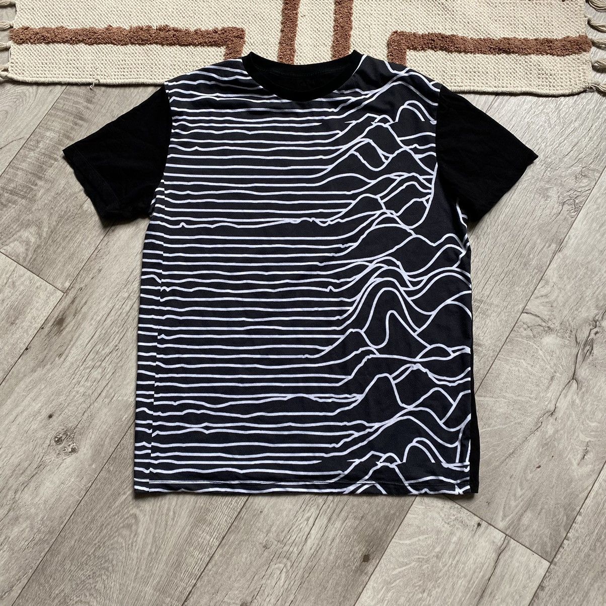 Band Tees × Joy Division JOY DIVISION Y2K BIG MOUNTAIN T SHIRT Size US M / EU 48-50 / 2 - 1 Thumbnail