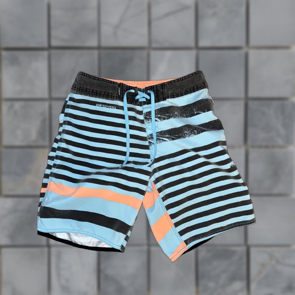 Quiksilver Quiksilver Swim Trunks Turquoise Blue Size 30 Mens Bottom Regular Blue Trunks 30 Quiksilver Swim Trunks Turquoise Blue 30 Mens Blue Size US 30 / EU 46 - 1 Thumbnail