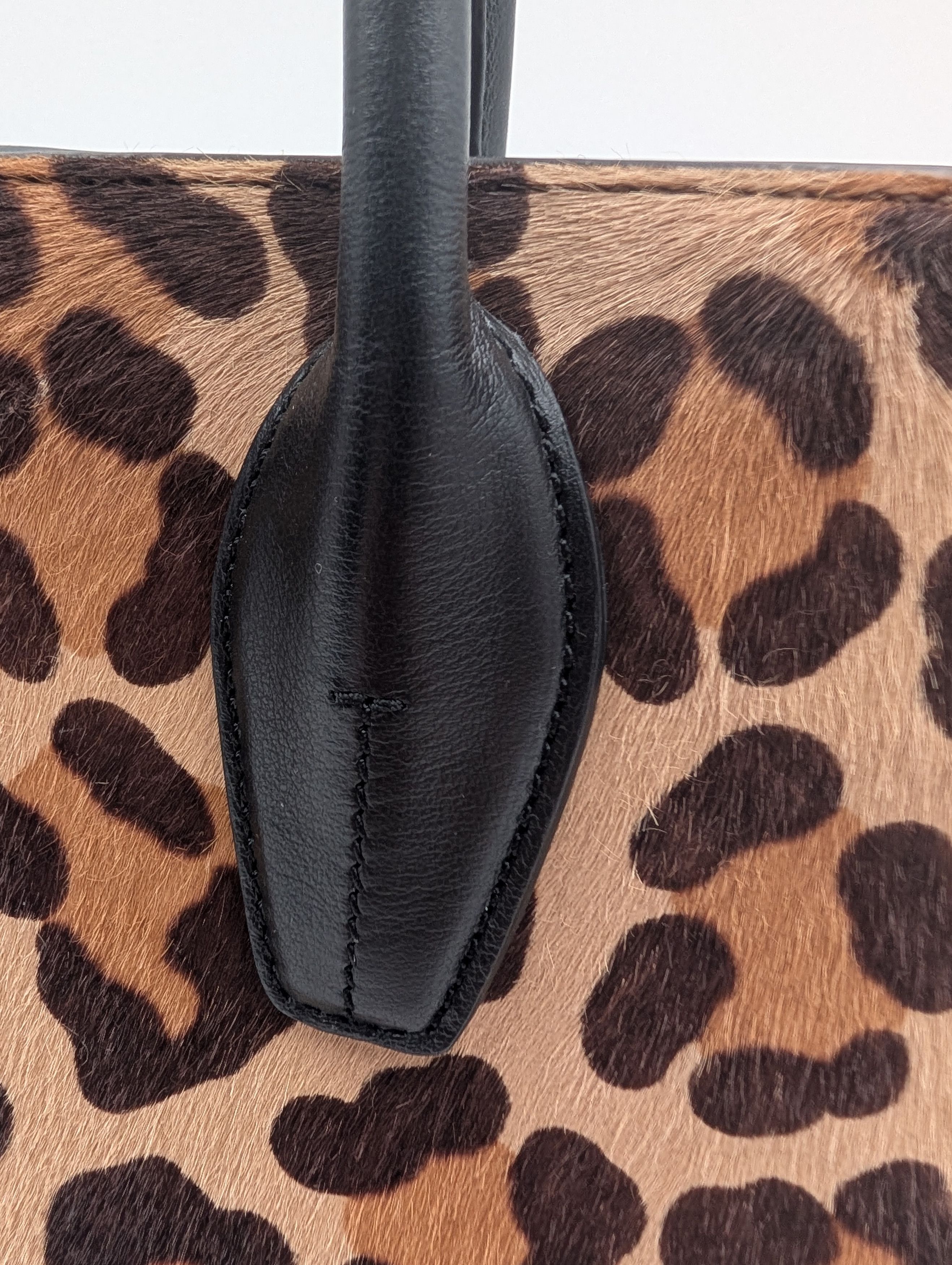 Tod's Animal Print Holly Handbag Size ONE SIZE - 7 Thumbnail