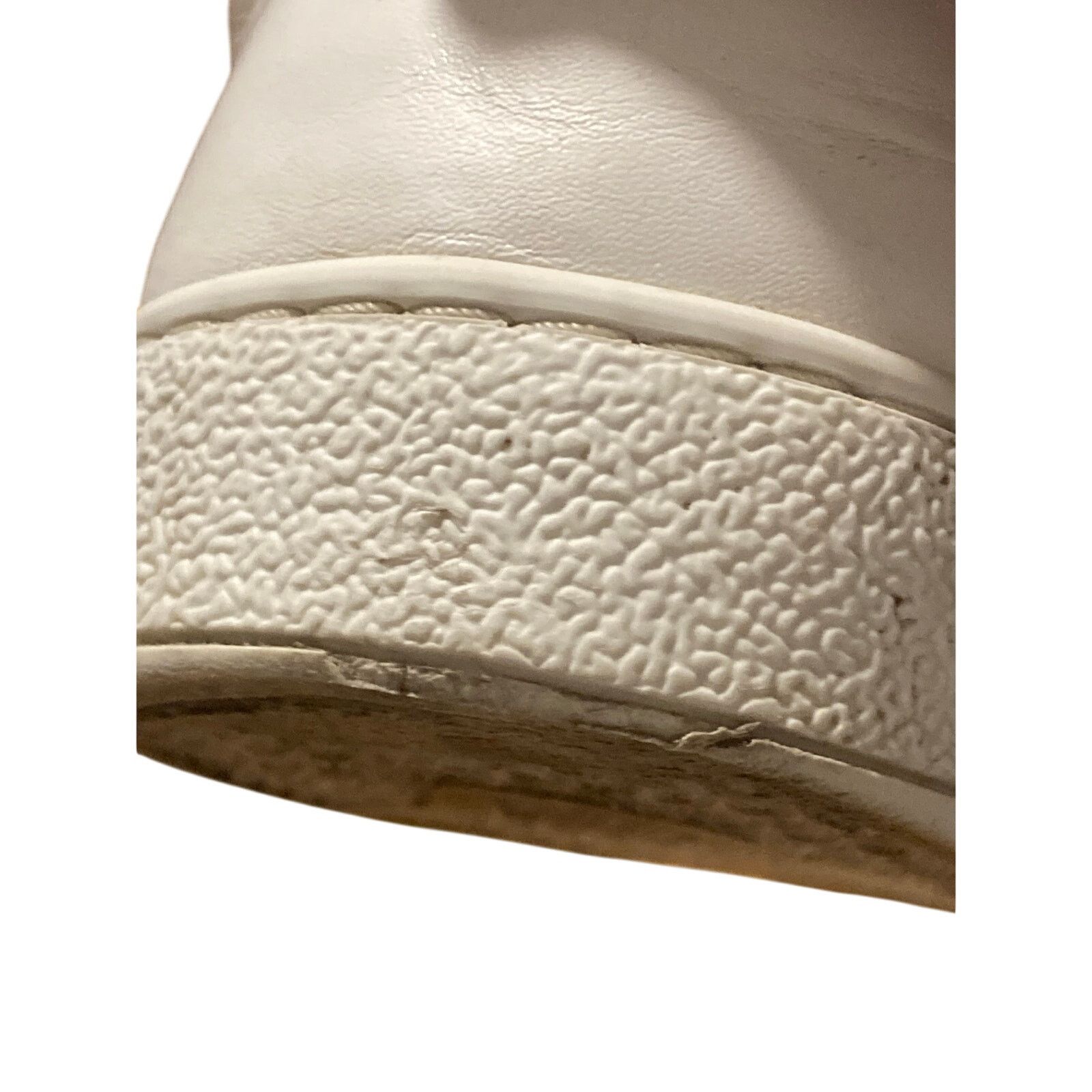 Louis Vuitton White Louis Vuitton Frontrow Sneakers Women's US 6 EU 36.5 Size US 6 / IT 36 - 13 Thumbnail
