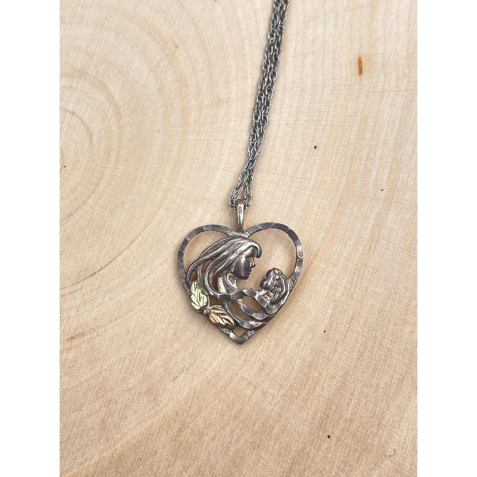 Vintage Signed Vintage 12k Gold and Sterling Silver Pendant Necklace Size ONE SIZE - 4 Thumbnail