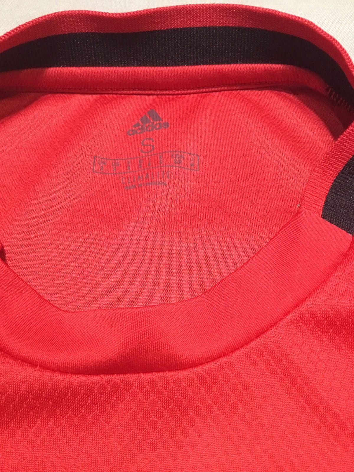 Adidas Manchester United shirt 2019 2020 Adidas Jersey Size S Size US S / EU 44-46 / 1 - 4 Thumbnail